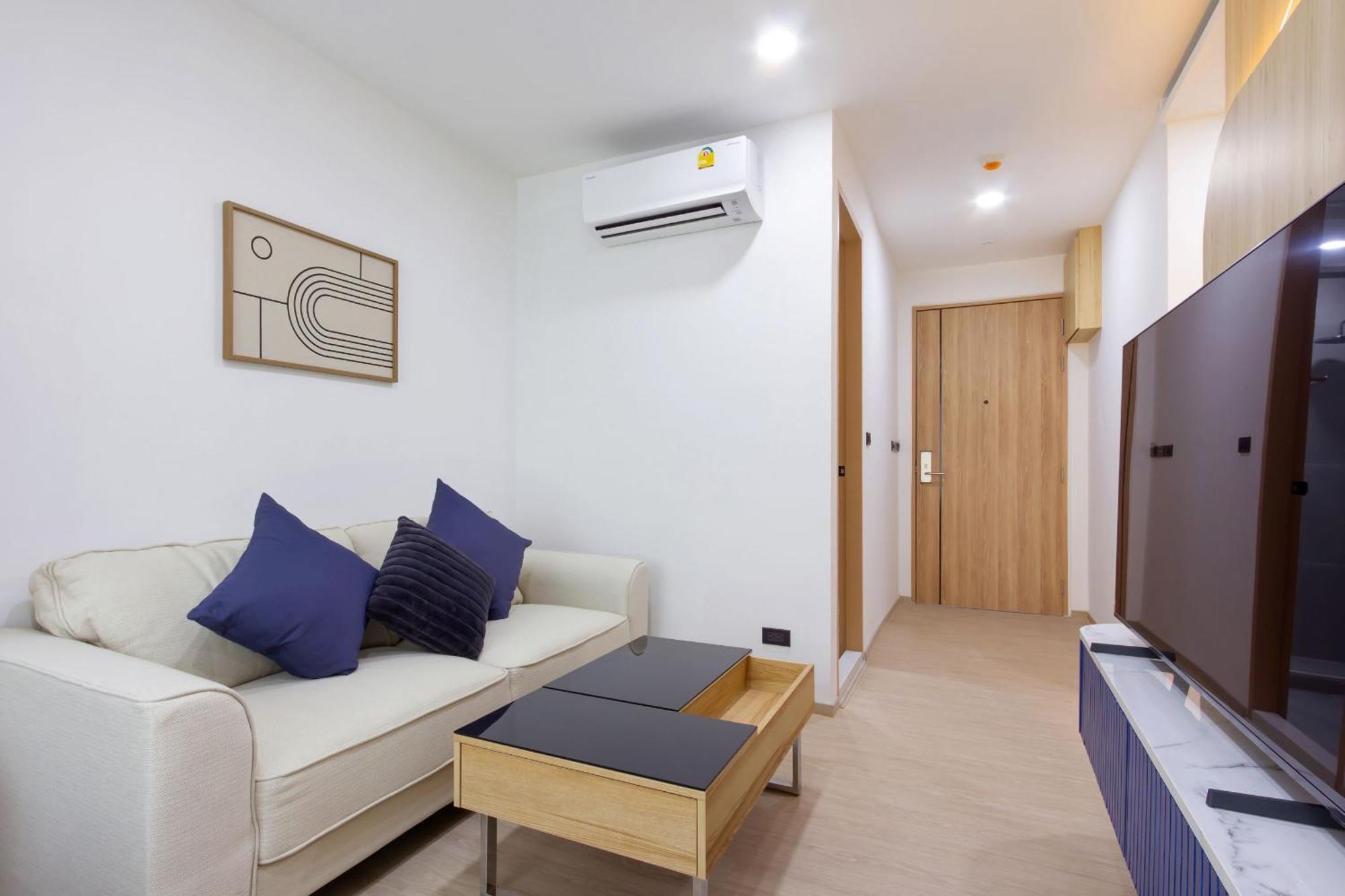 Aquila Hotel 4*