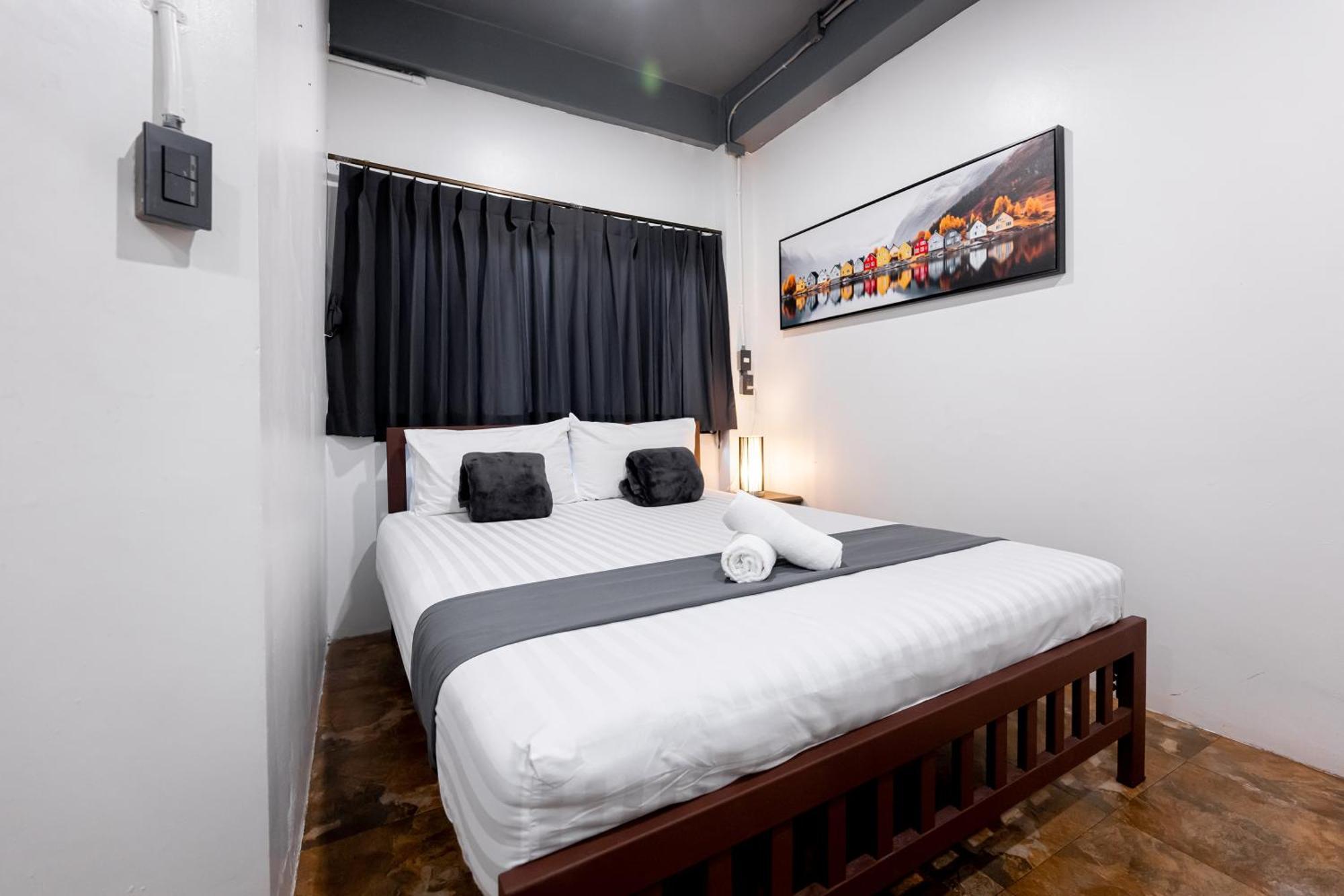 Vibes Hostel *