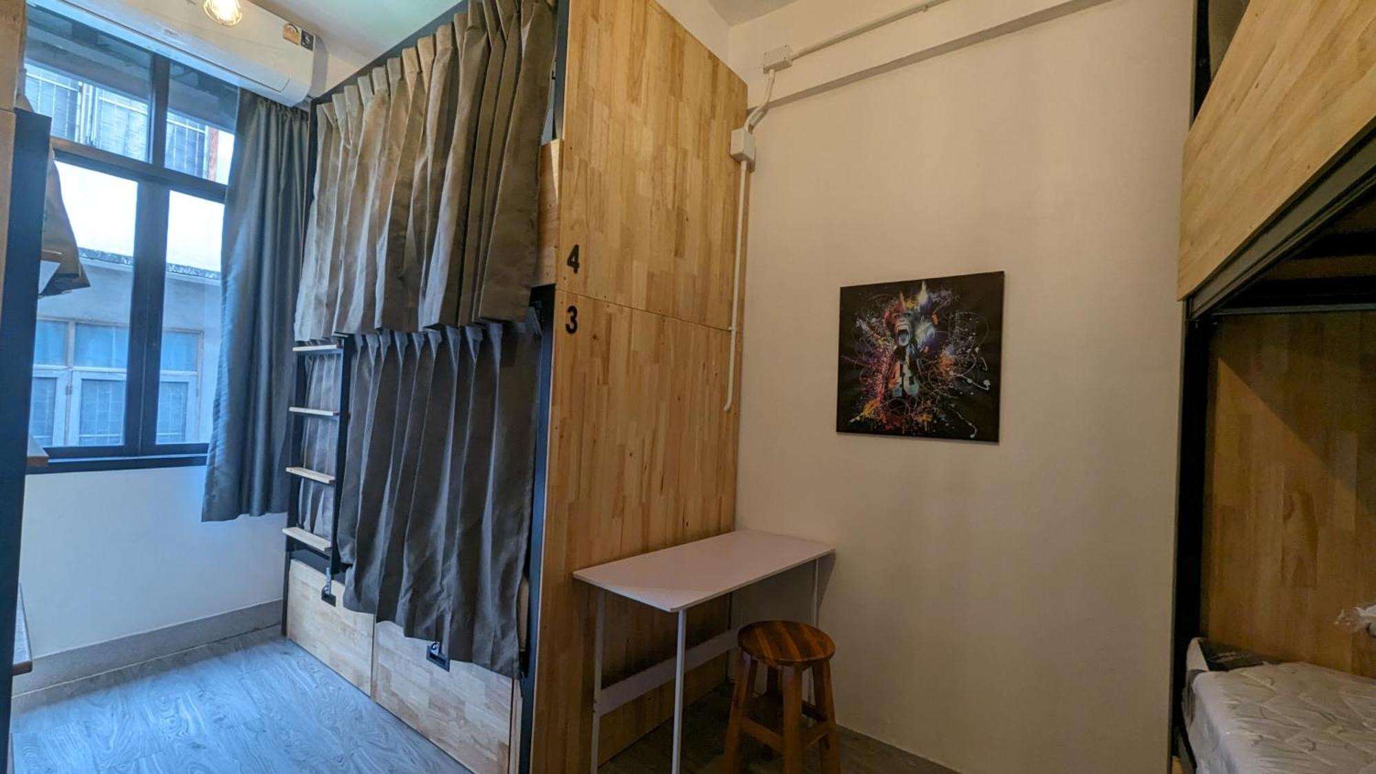 Hostel Urban Jungle