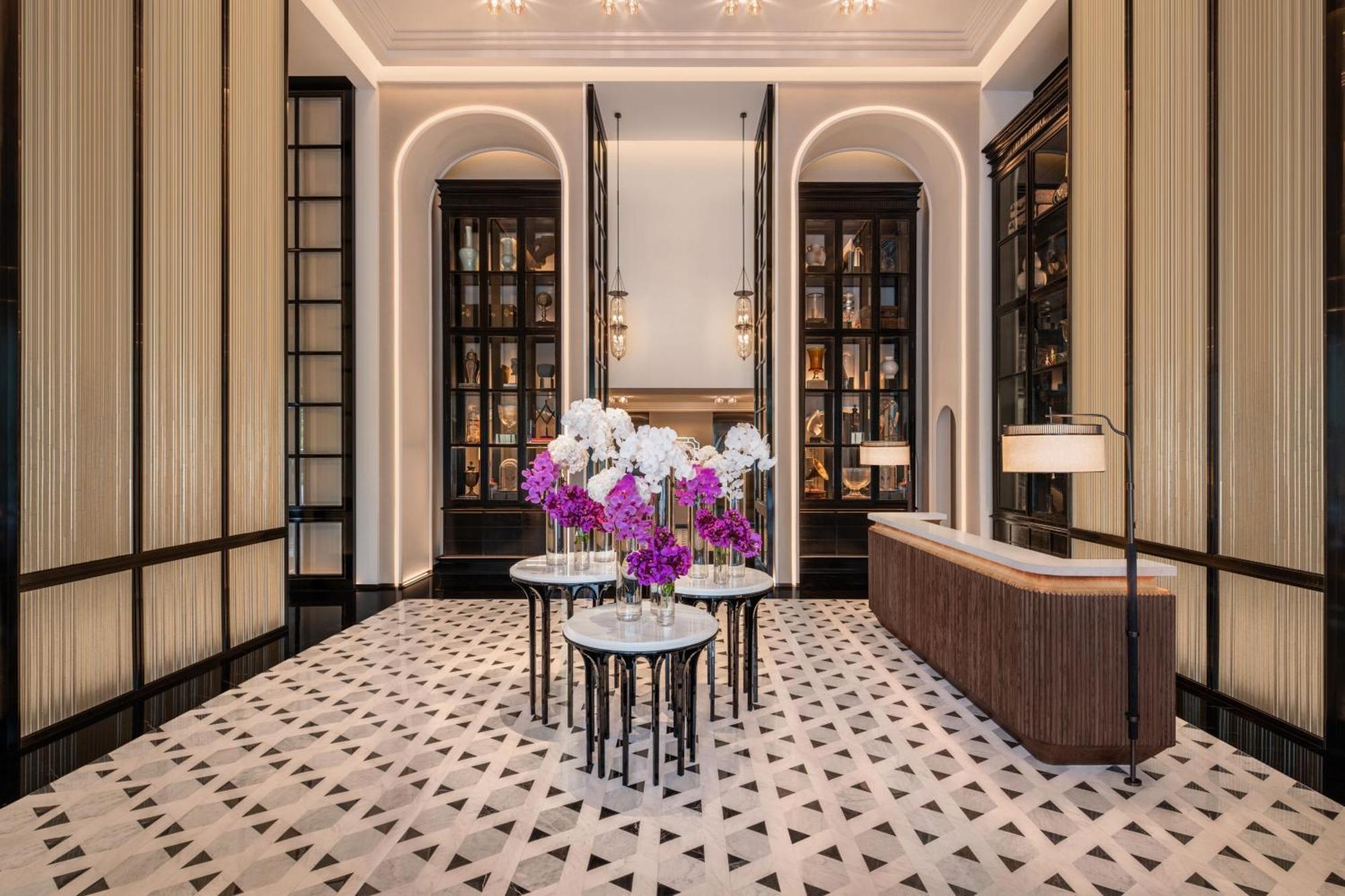 The Ritz-carlton, Hotel 5*