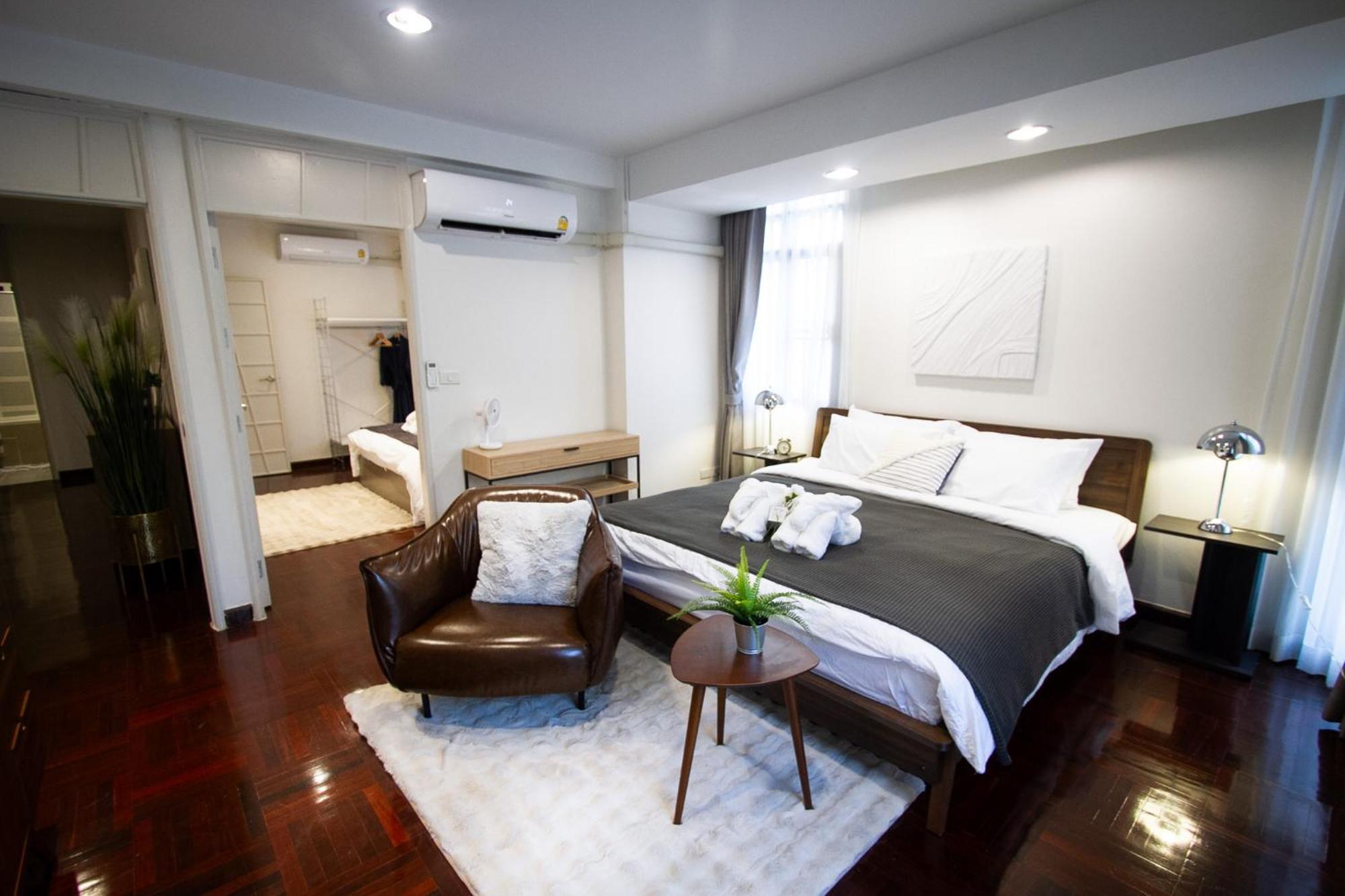 Villa Spacious 4-bedroom Oasis In The Heart Of Sukhumvit