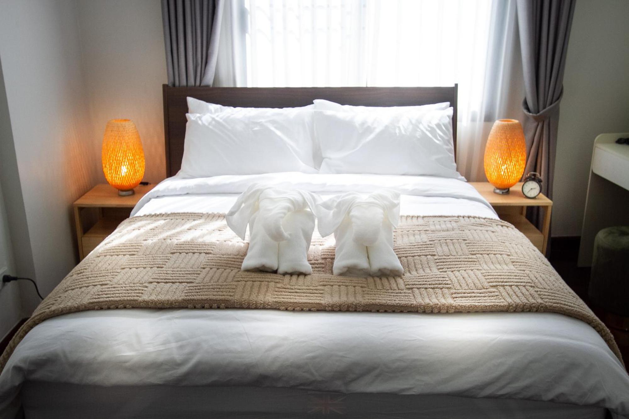 Spacious 4-bedroom Oasis In The Heart Of Sukhumvit Villa *