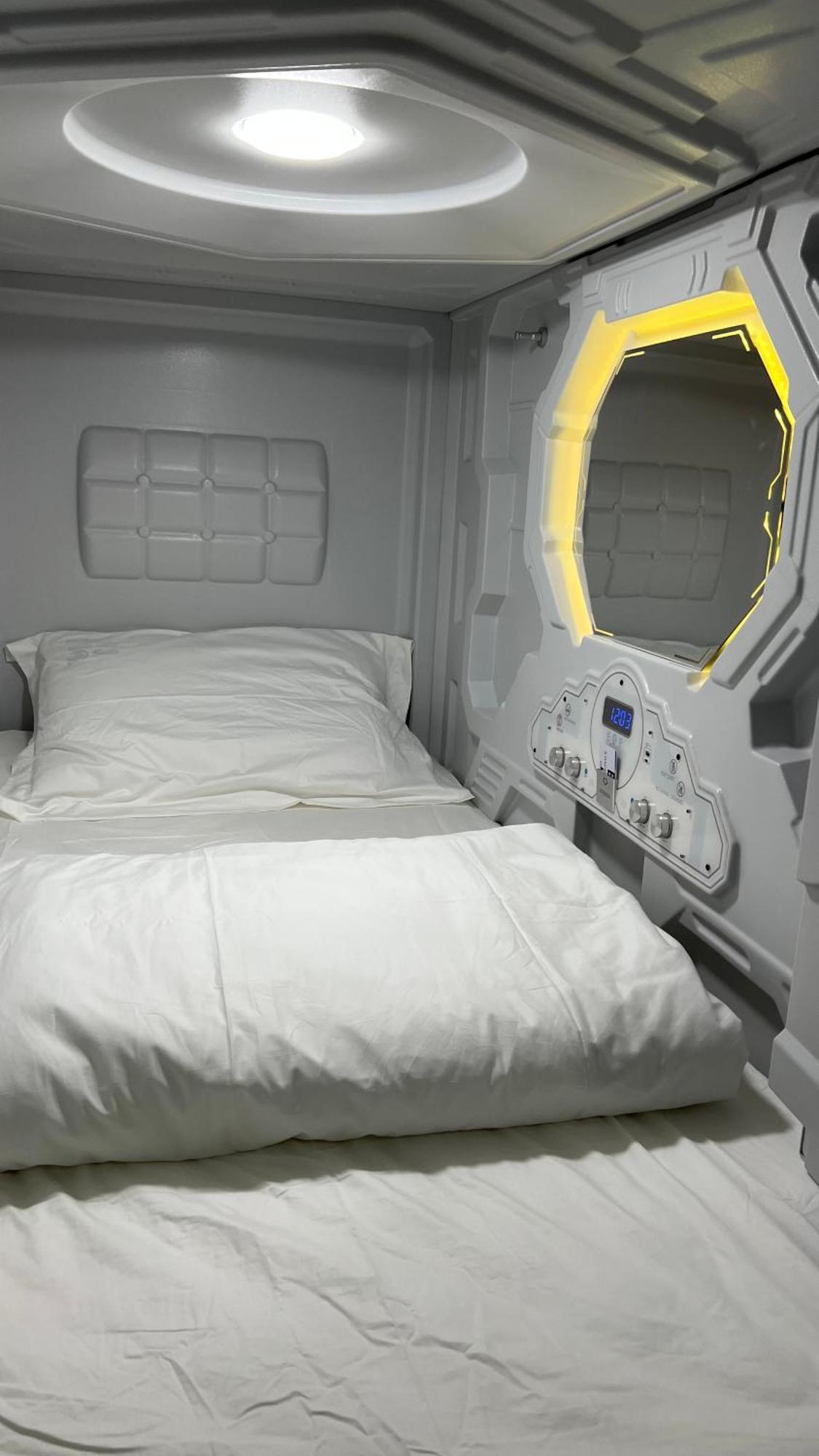 Kiwi Capsule Capsule hotel
