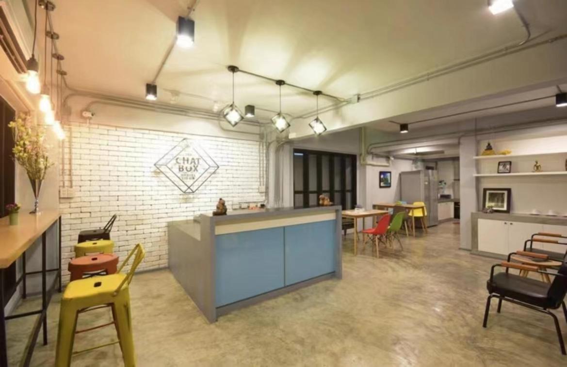 Hostel Box