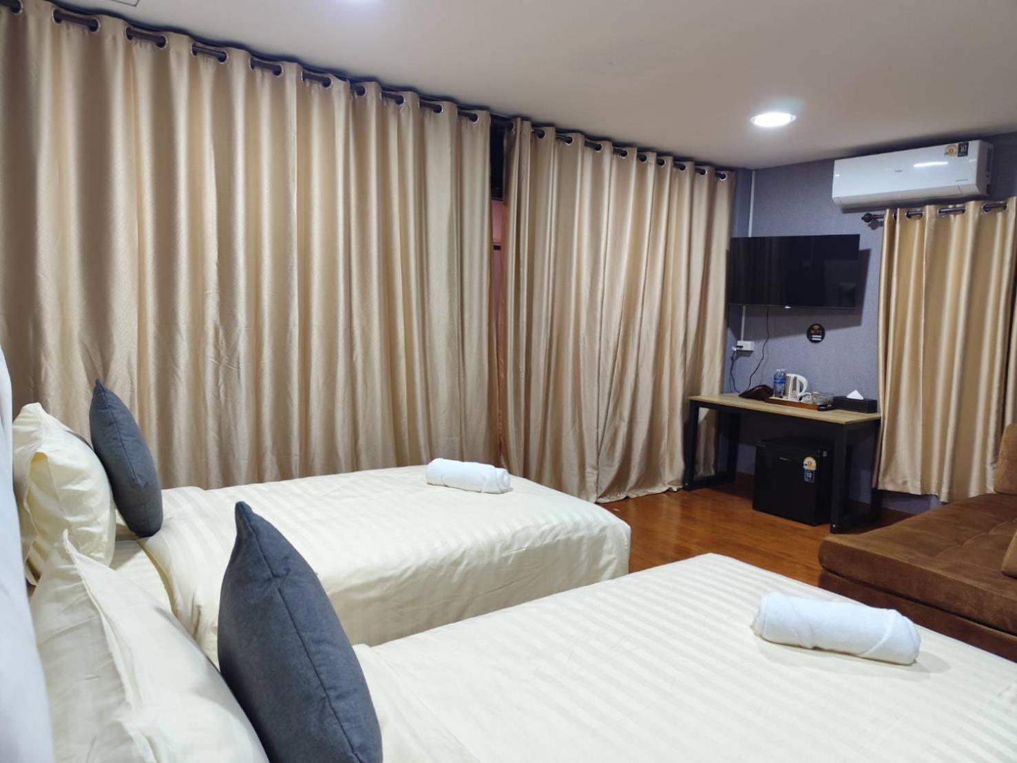 Guest house Khokeng *