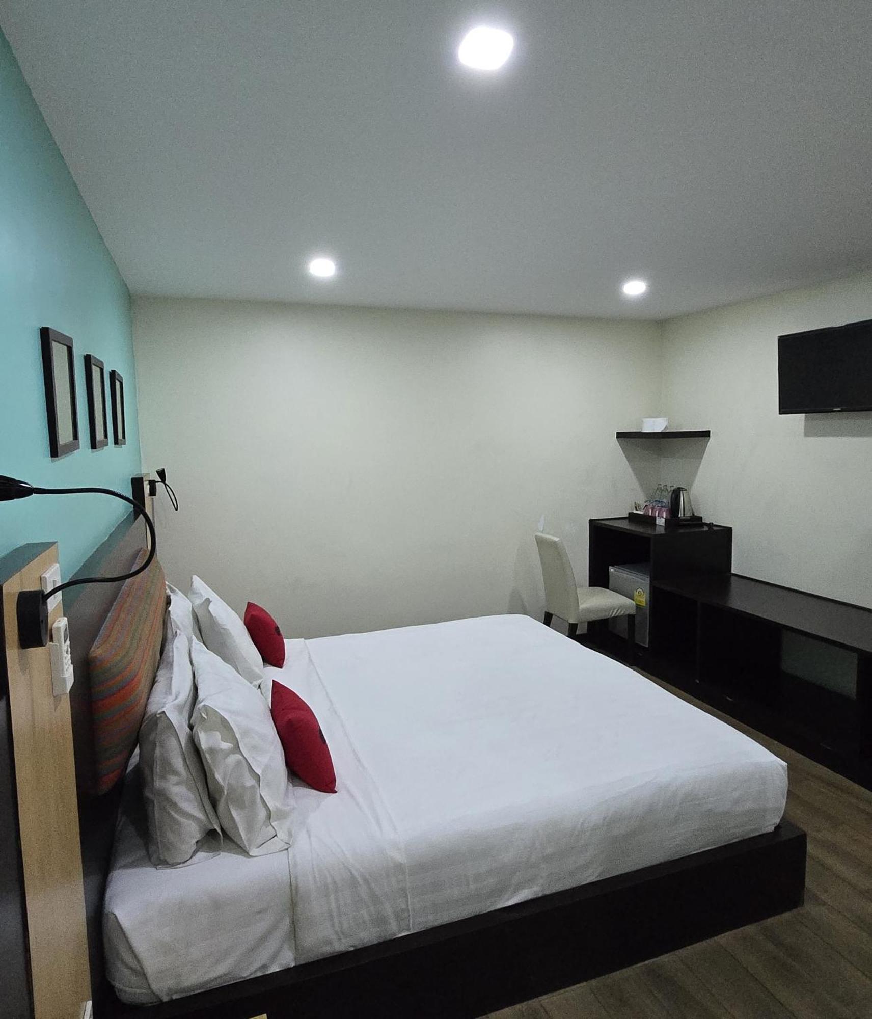 Residency Hotel 3*