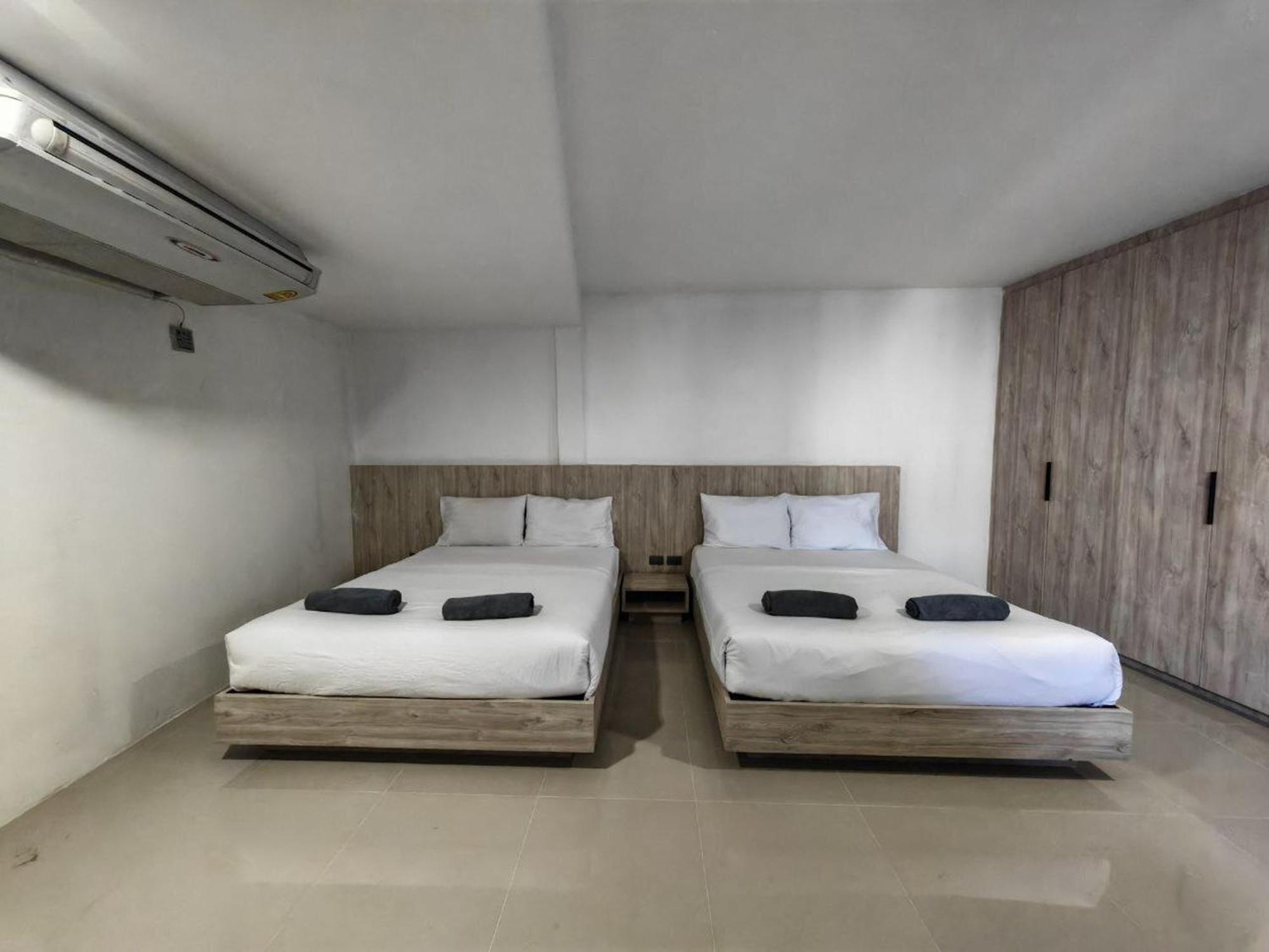 Hostel Day At Bts Bang Chak *