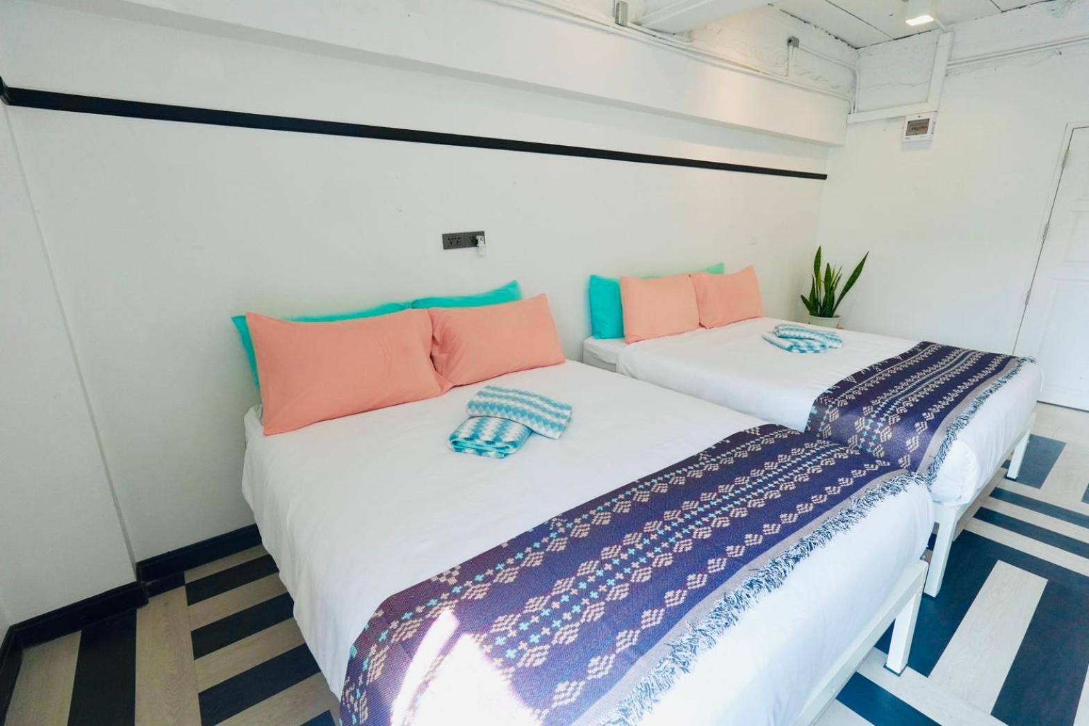 Bangkok Historic Villa - Private Access Hotel