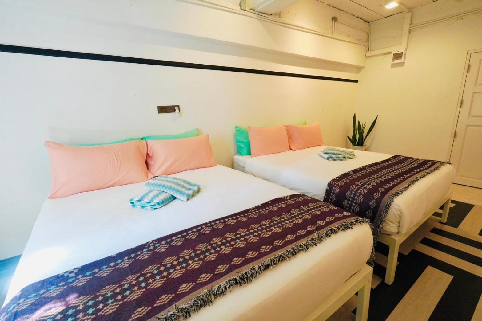 Bangkok Historic Villa - Private Access Hotel 5*