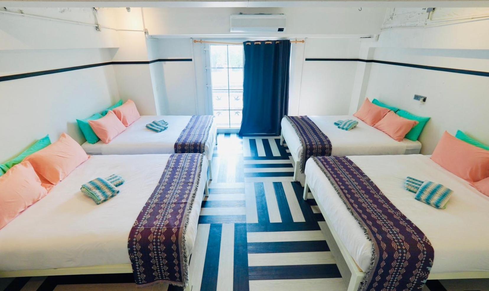 Bangkok Historic Villa - Private Access Hotel