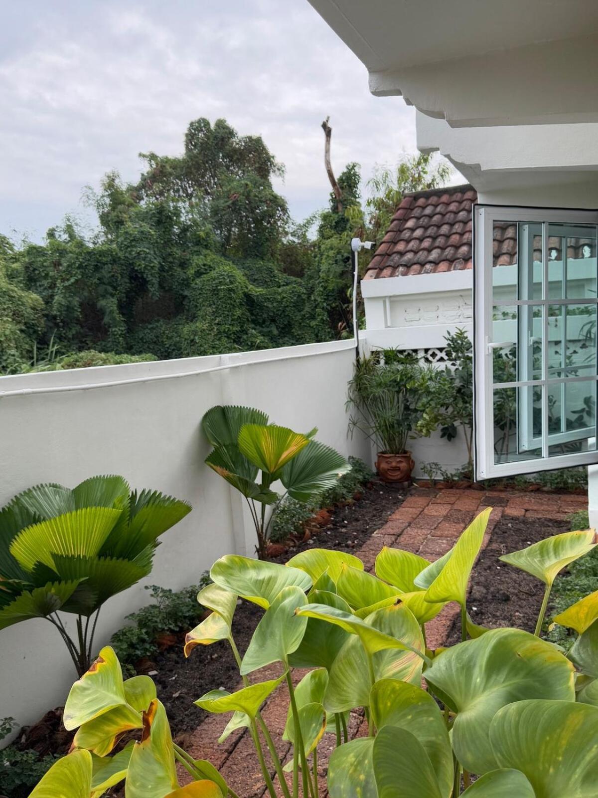 10mins To Bkk Airport 3br Group