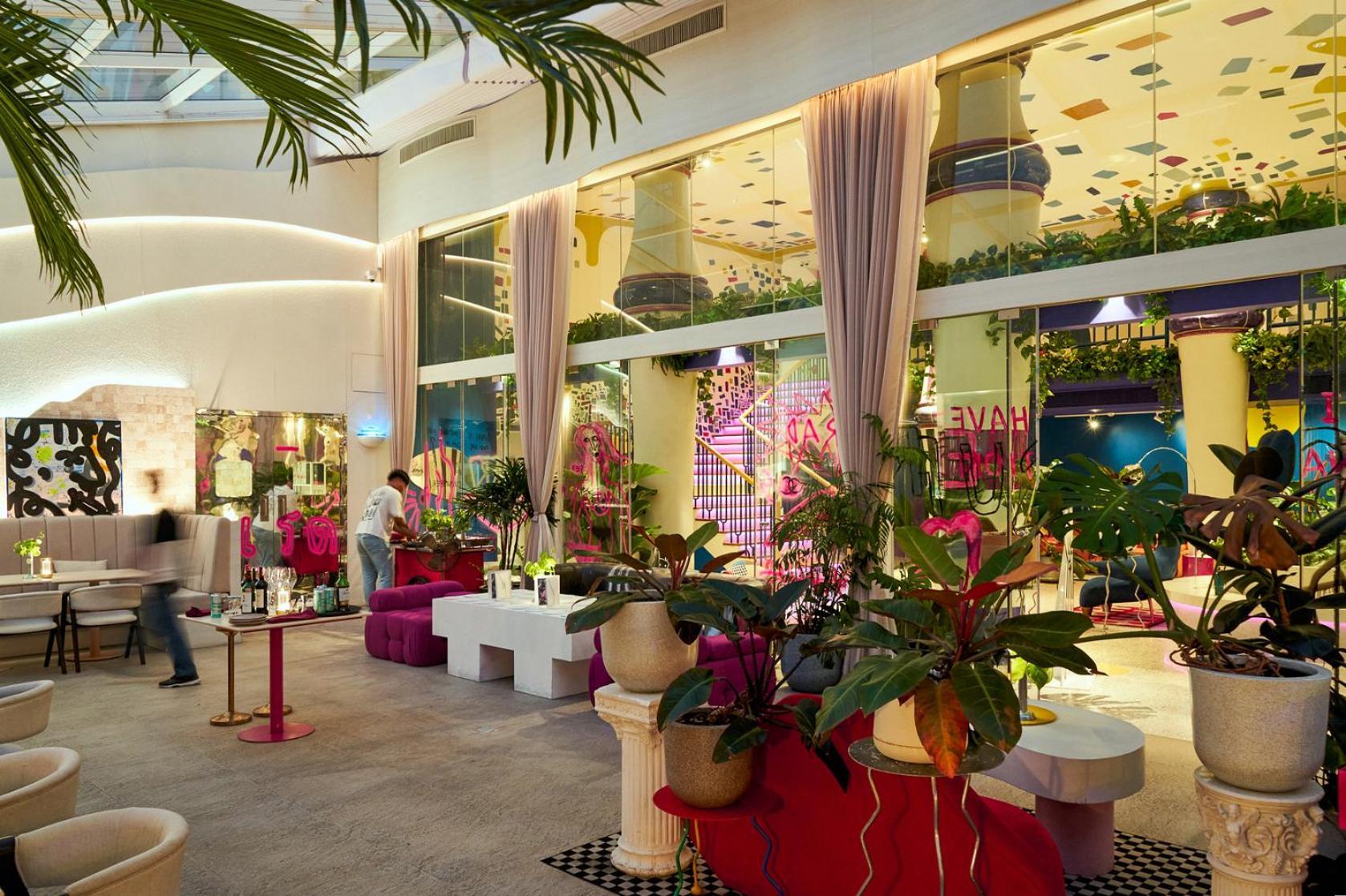 The Fig Lobby Hotel