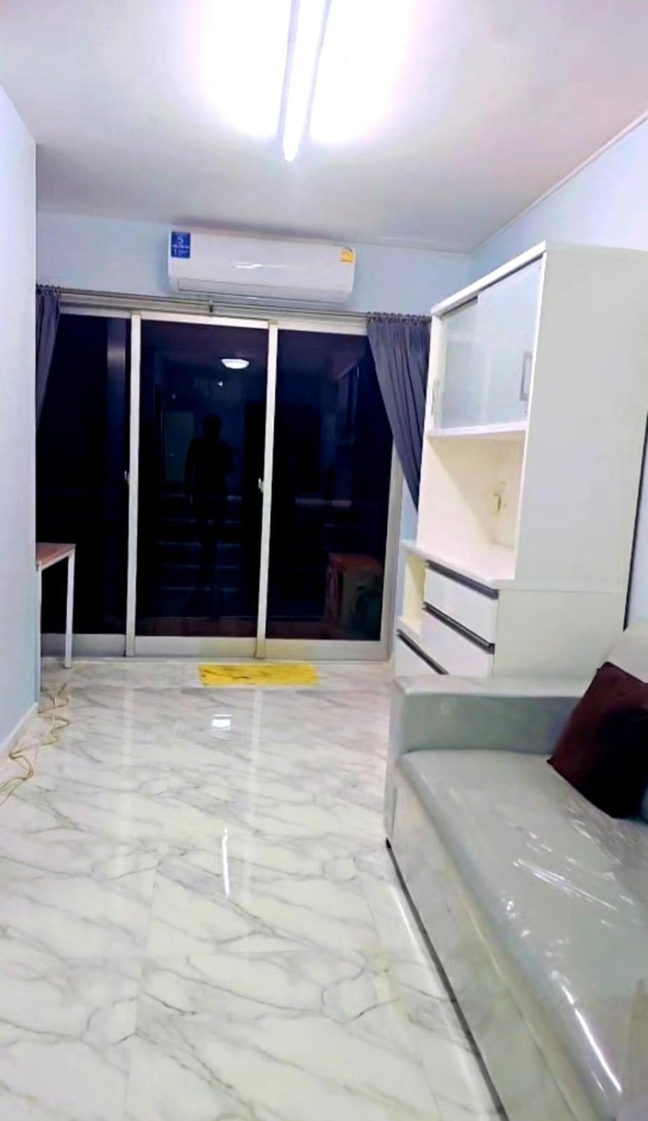 River View Active 02 Apartment