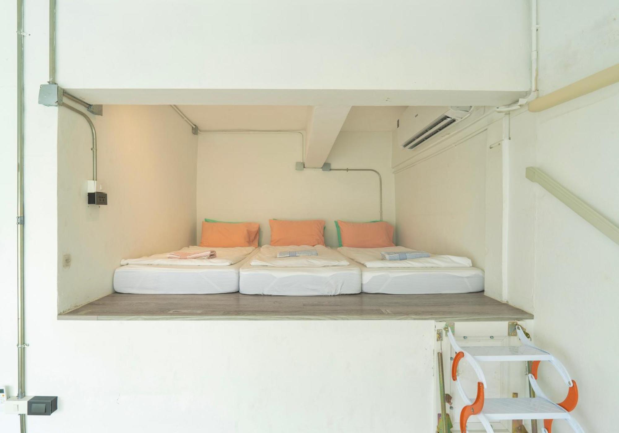 The Local Khaosan Hotel