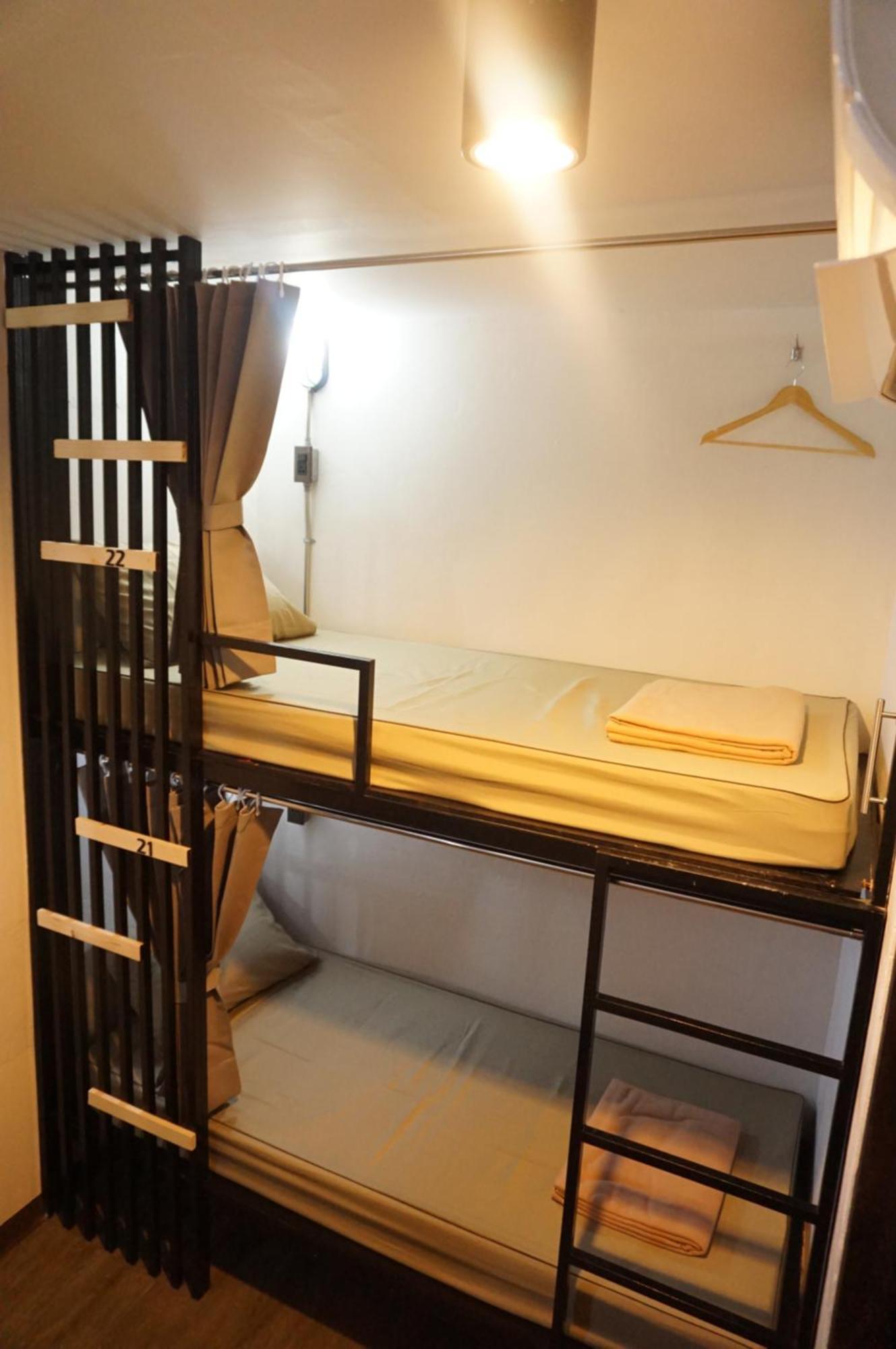 Feel Good Bangkok Hostel *