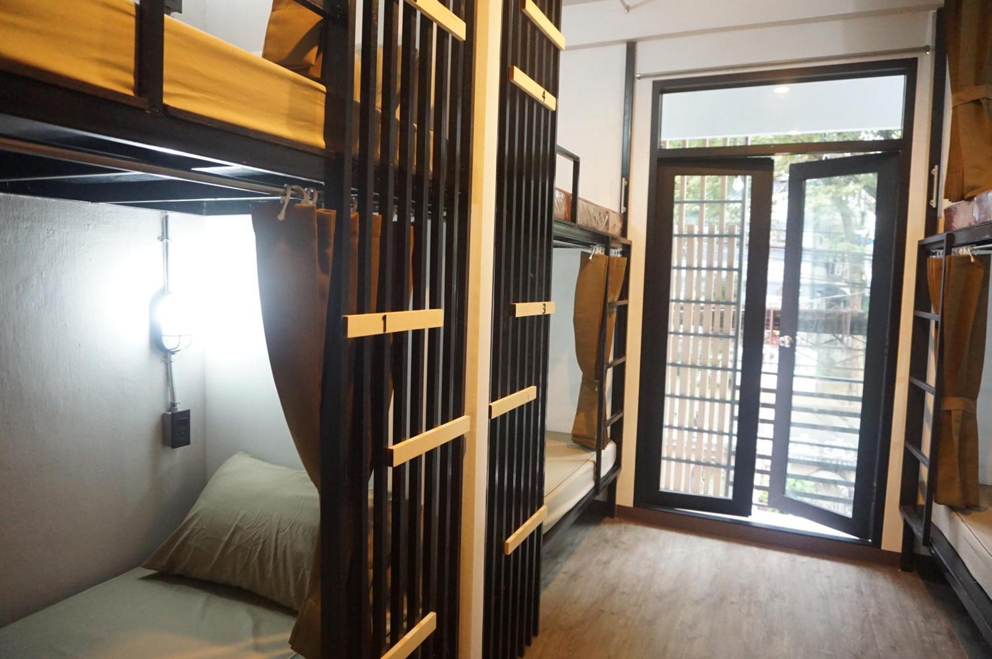 Hostel Feel Good Bangkok Hostel