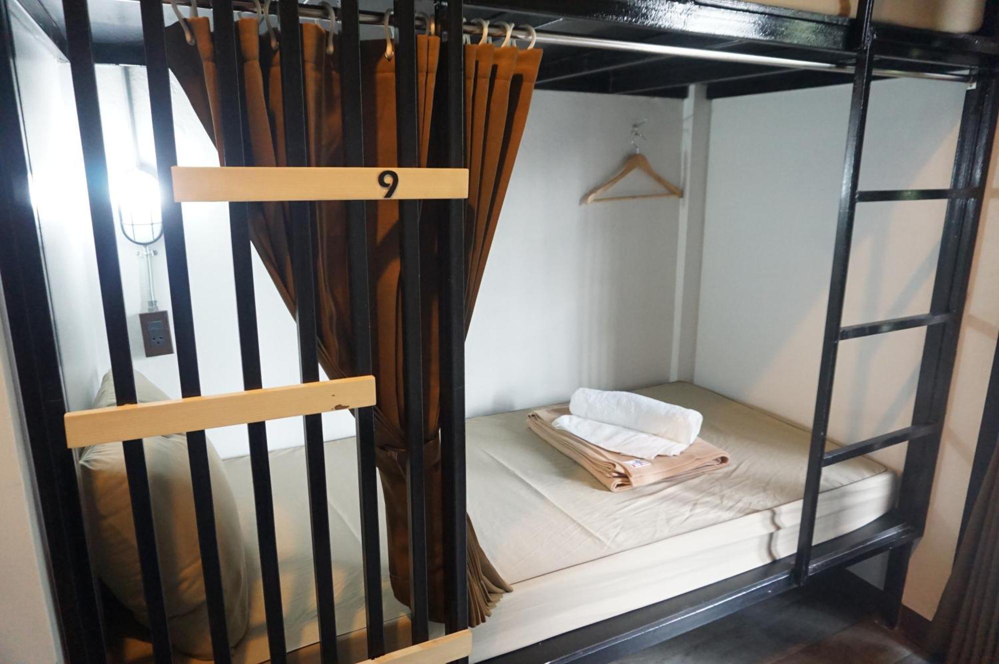 Hostel Feel Good Bangkok Hostel Bangkok