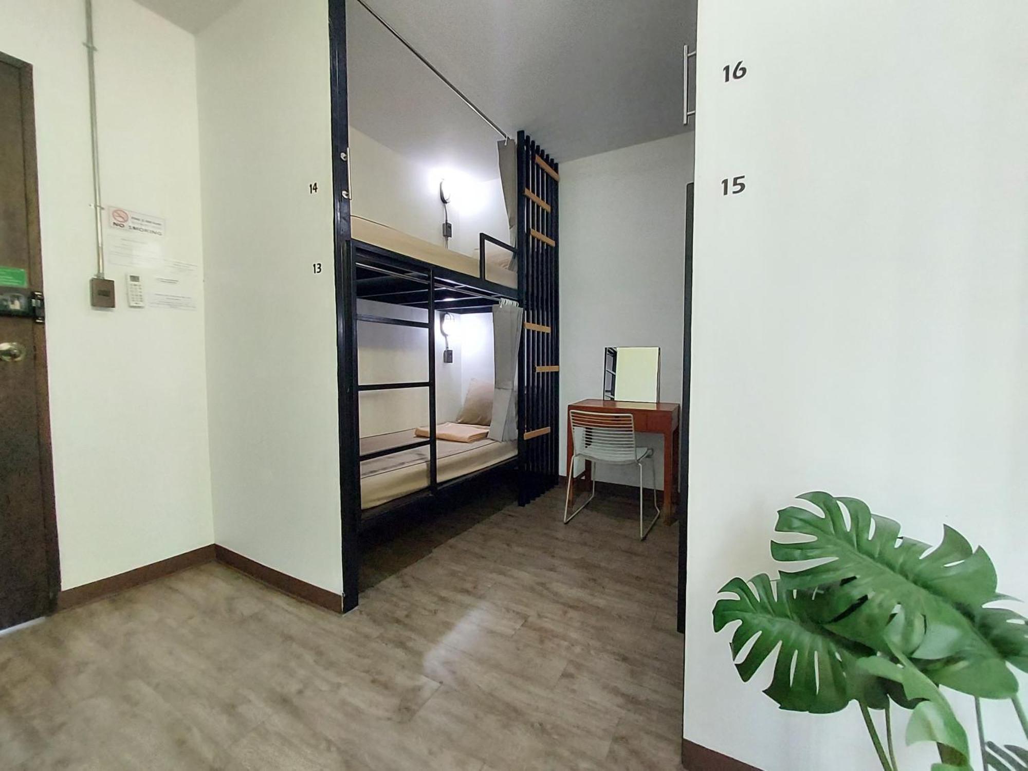 Feel Good Bangkok Hostel Hostel Bangkok