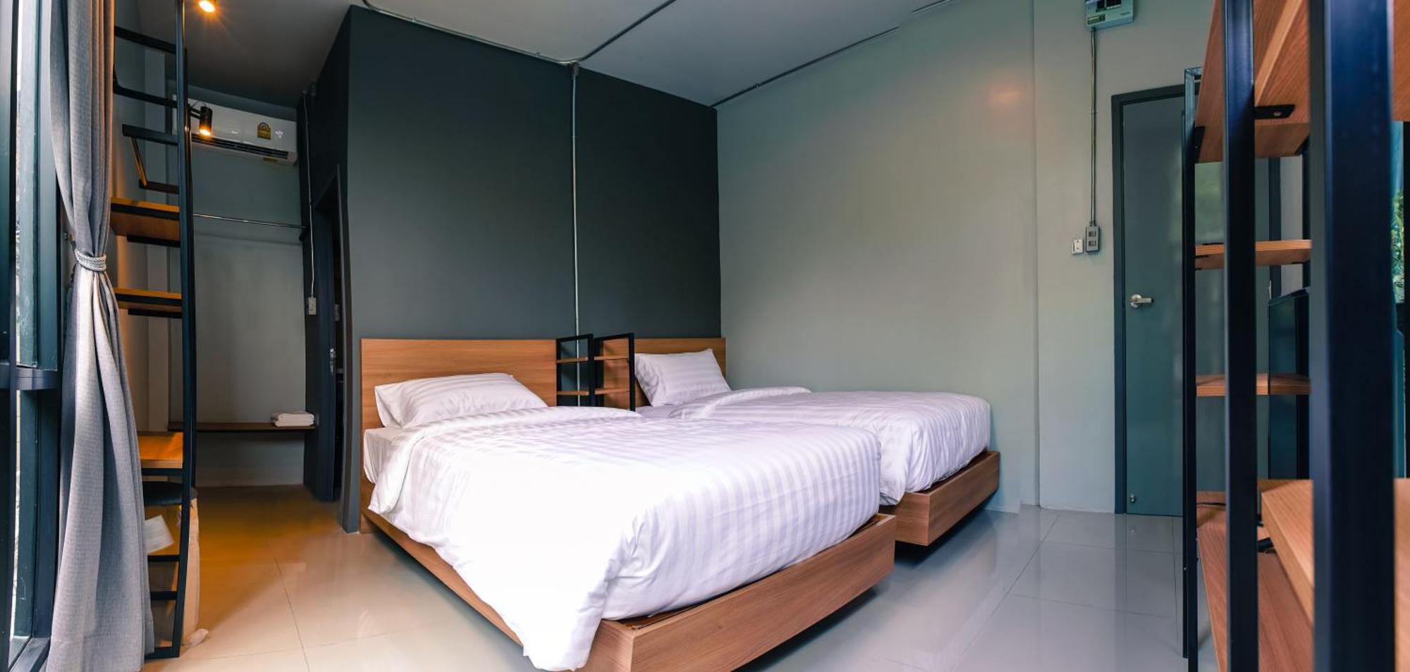 Hostel Bed Garden 26 *