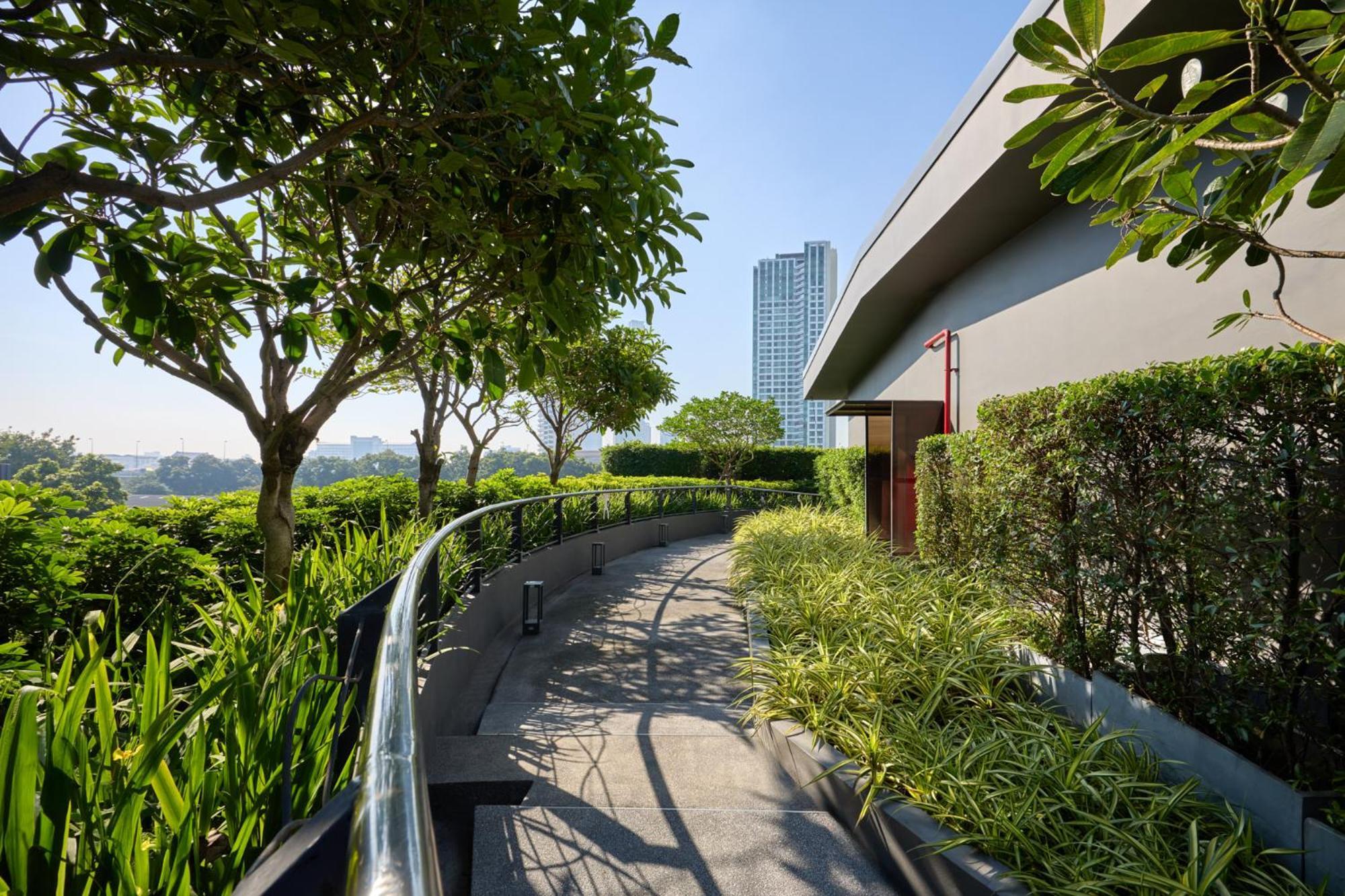 Hotel Riva Vibe By Pcl 3*