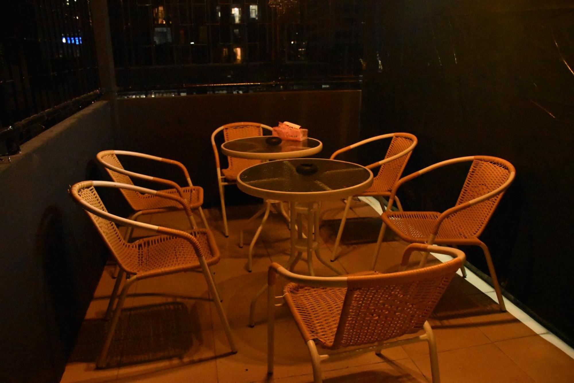 At Pan *