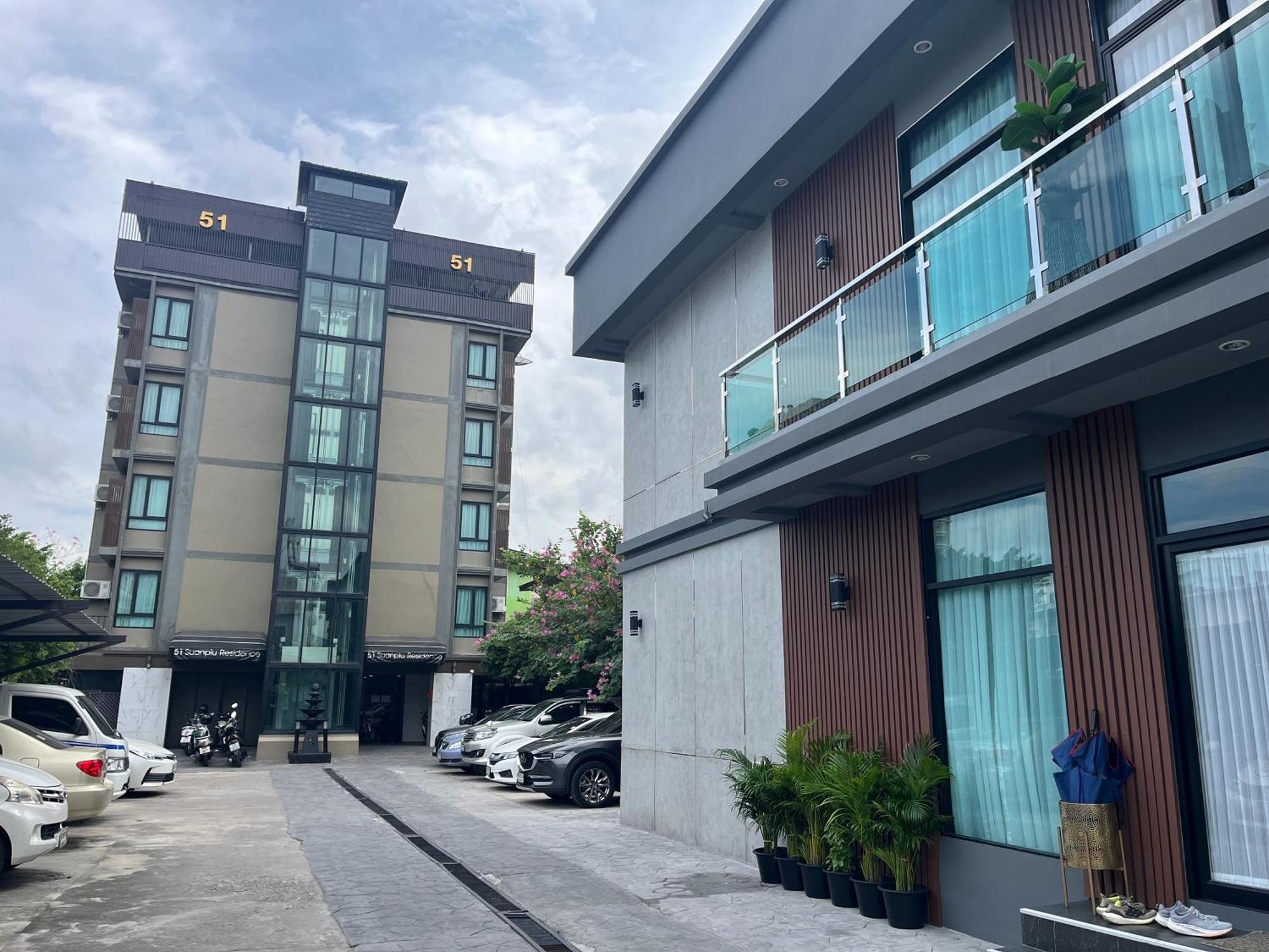 51 Suanplu Hotel 3*