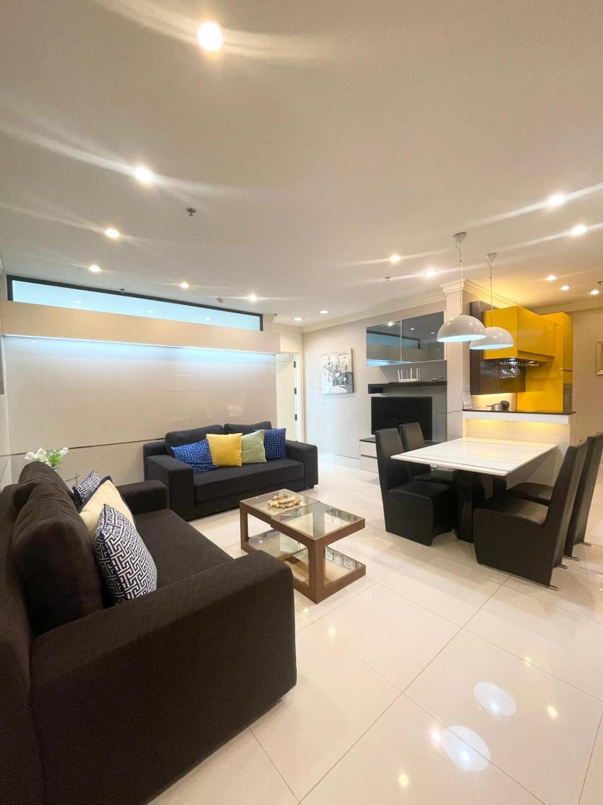 Apartamento Extremely Spacious Cool Asoke Sleeps 8 250sqm *
