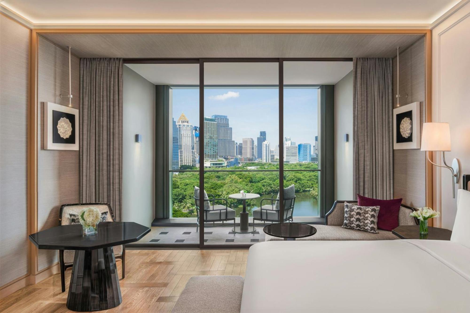 The Ritz-carlton, 5* Bangkok
