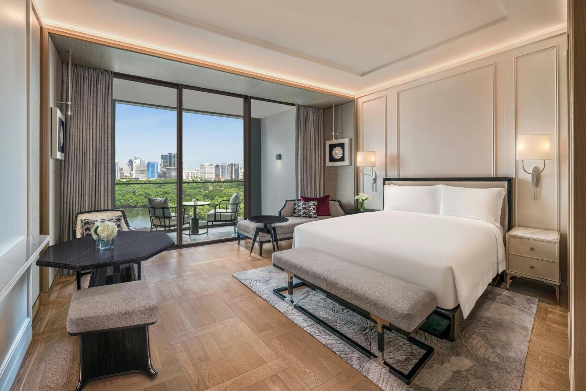 The Ritz-carlton, Hotel Bangkok