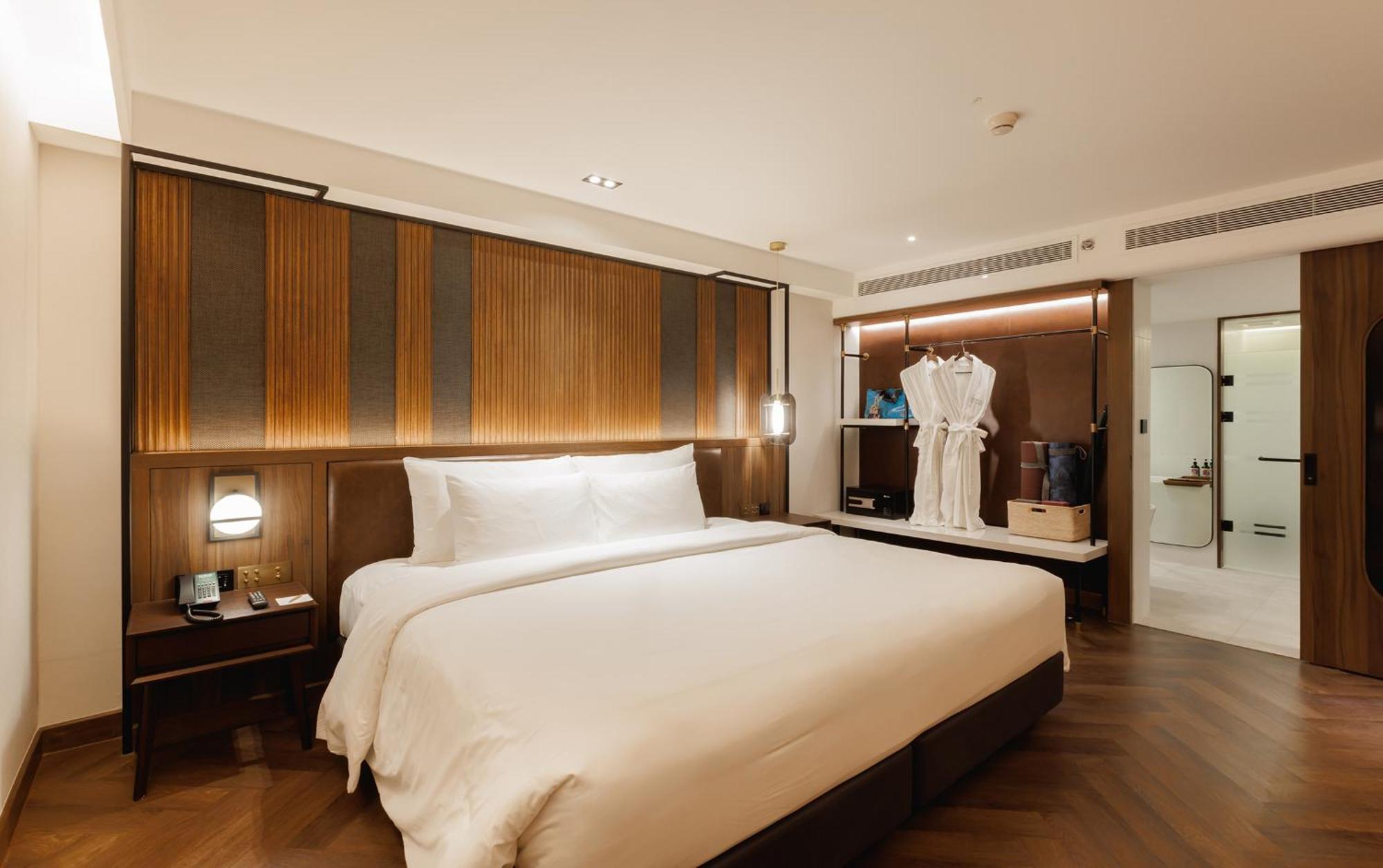 Public House - Sukhumvit 31 Bangkok