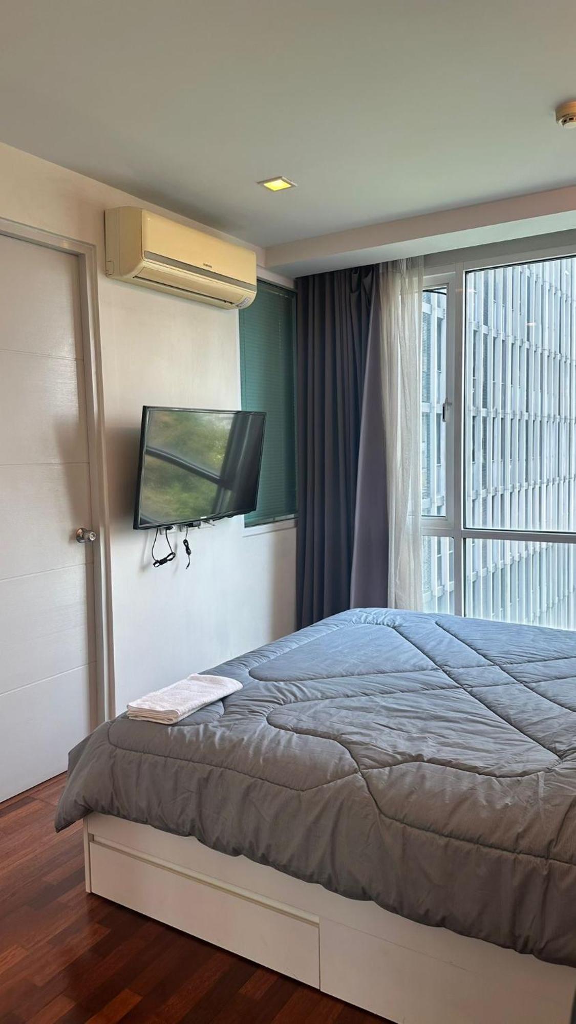 Spacious Sukhumvit Near Emquartier * Bangkok