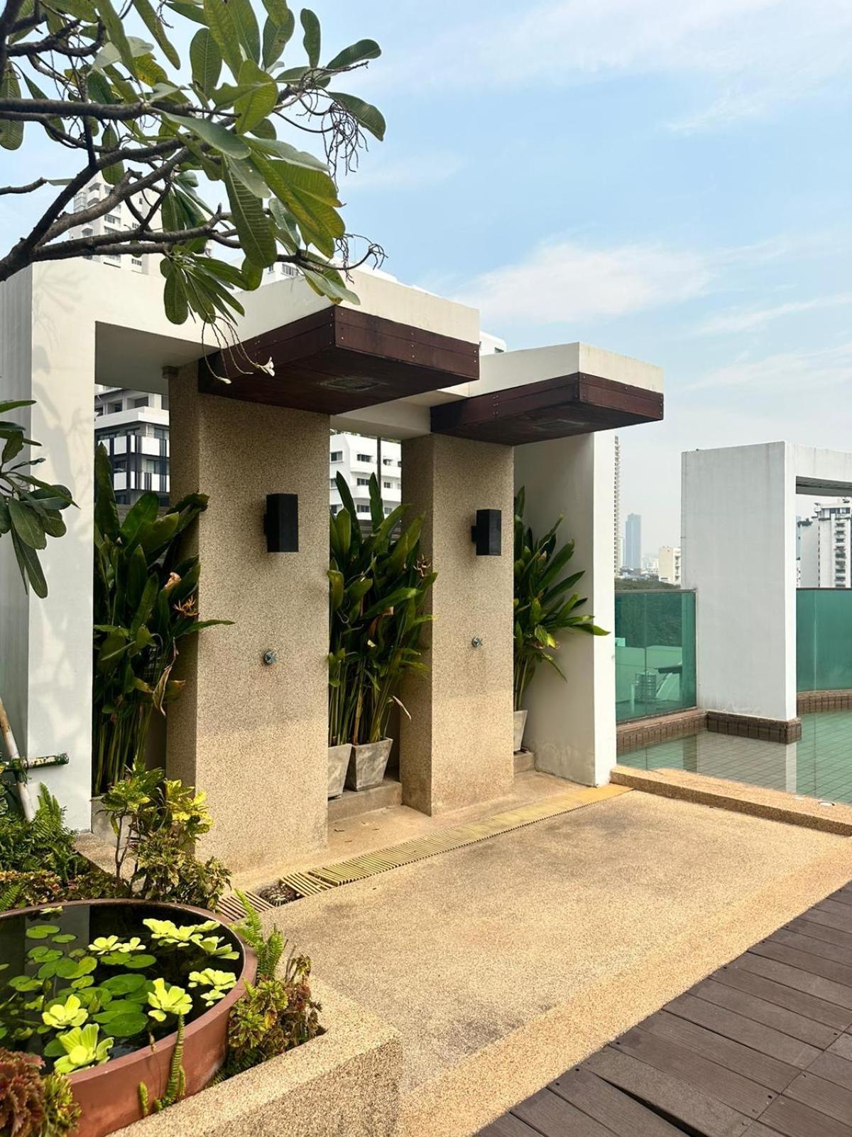 Apartment Spacious Sukhumvit Near Emquartier Bangkok