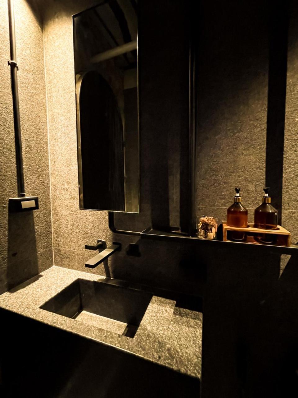 Cataleya Estate Aparthotel