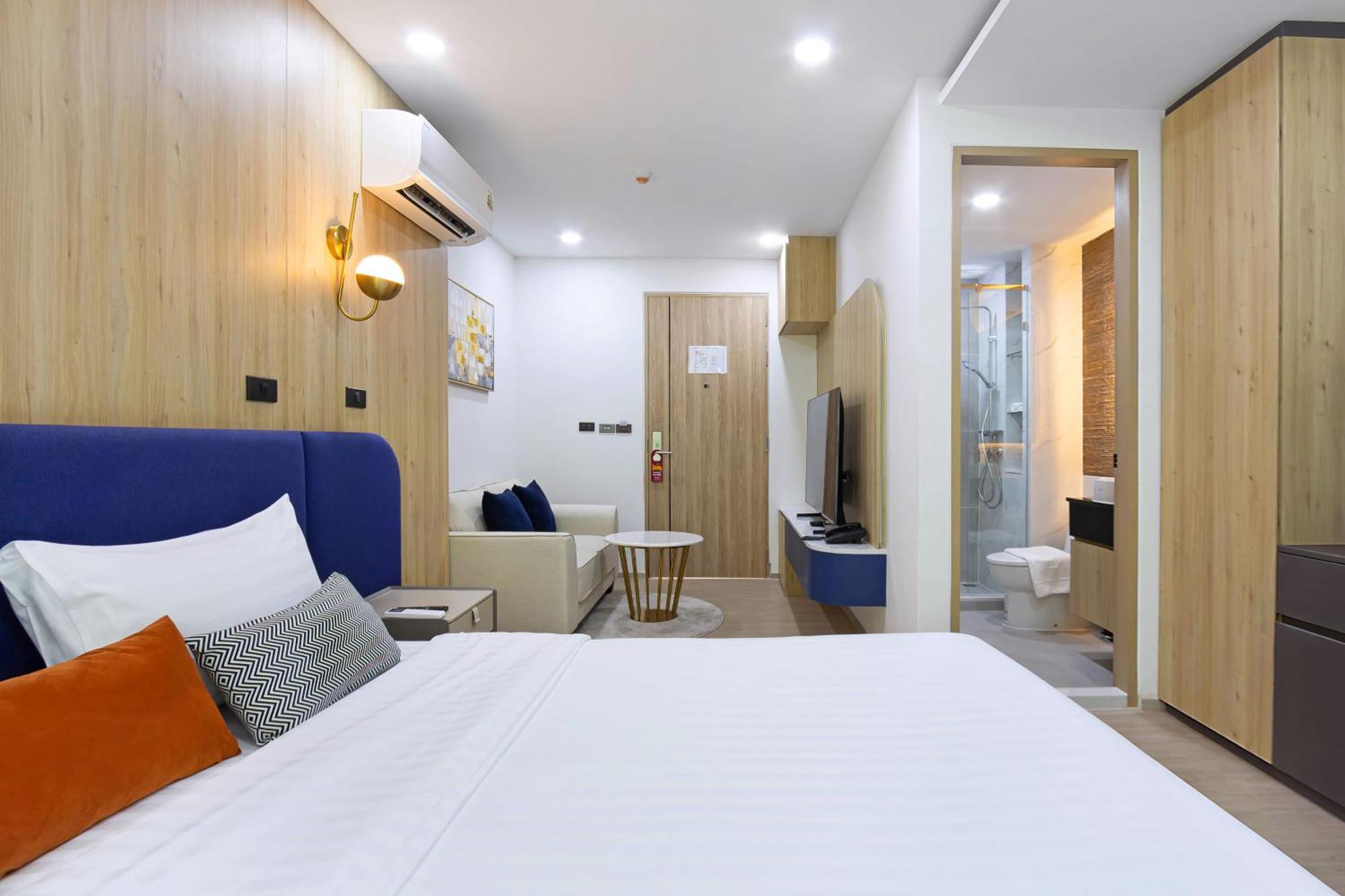 Aquila Hotel 4*