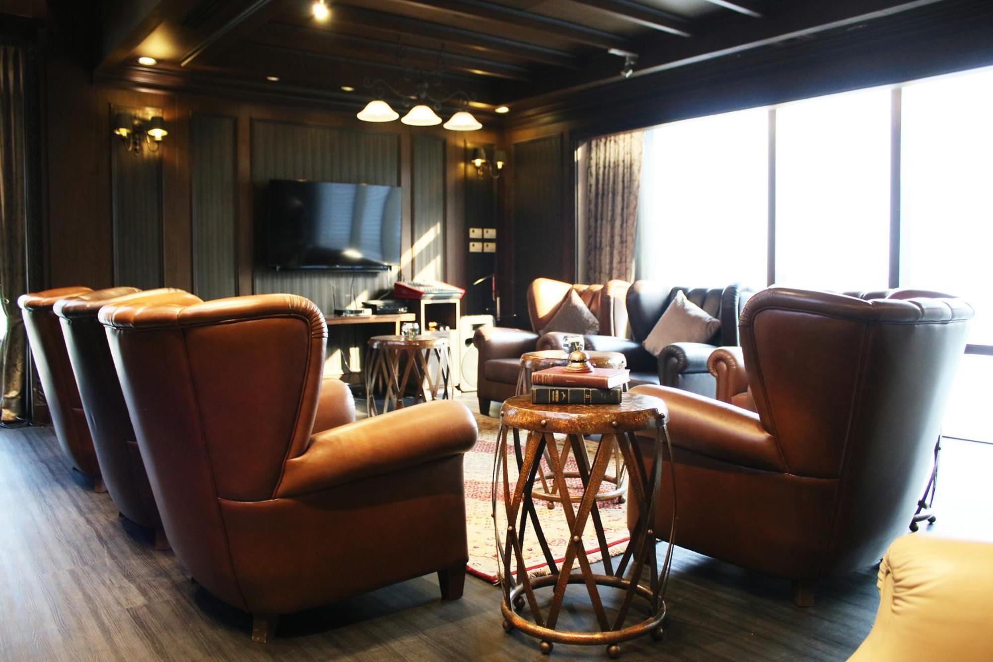 Four Points By Sheraton Ploenchit Sukhumvit Hotel