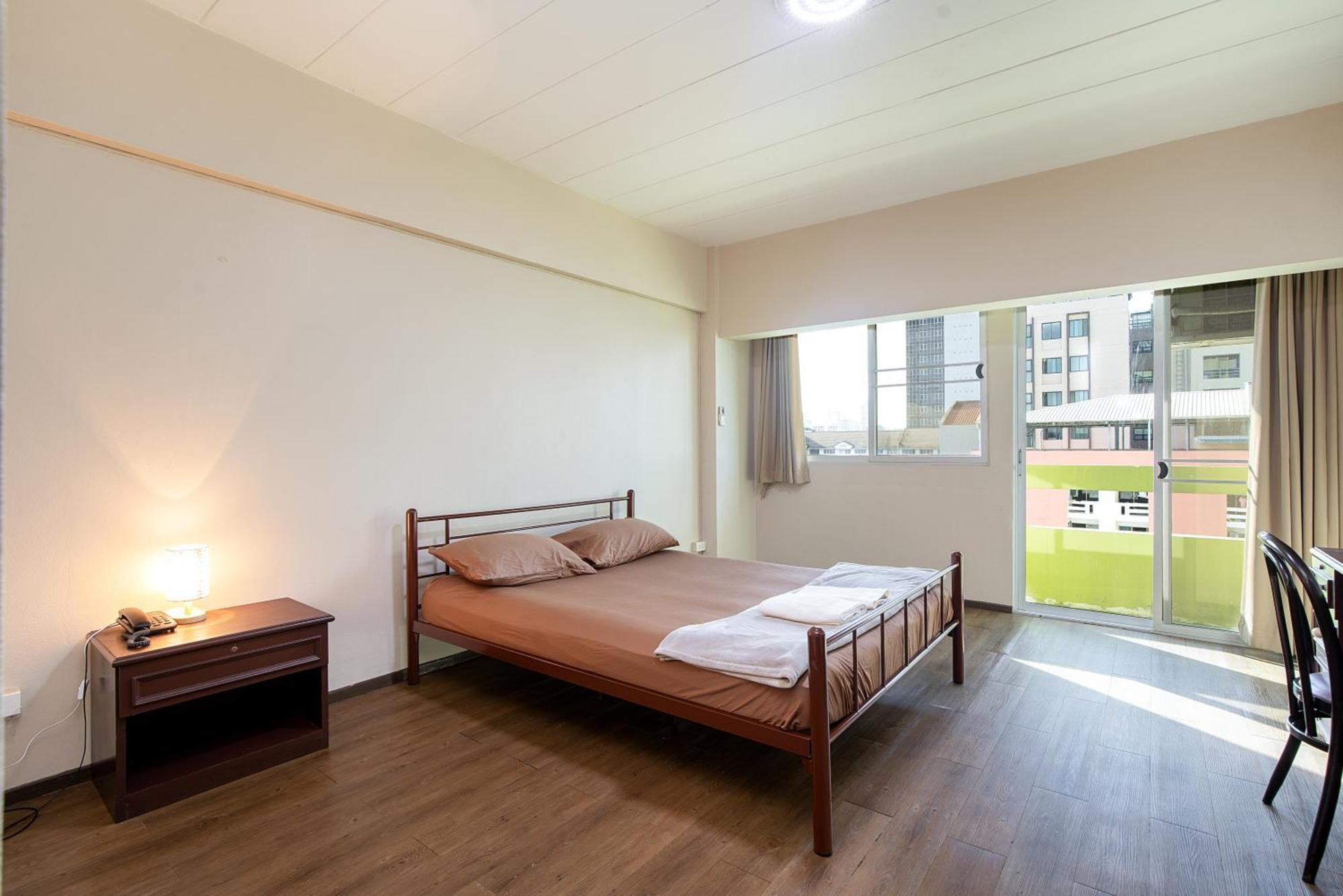 Petch Tower Ekkamai 2* Bangkok