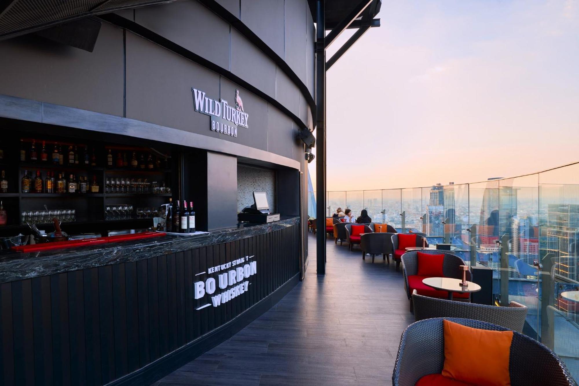 Hotel Centara Grand At Centralworld 5*