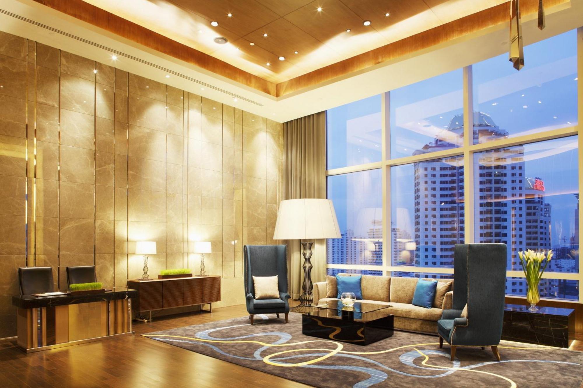 Hotel Centara Grand At Centralworld 5*