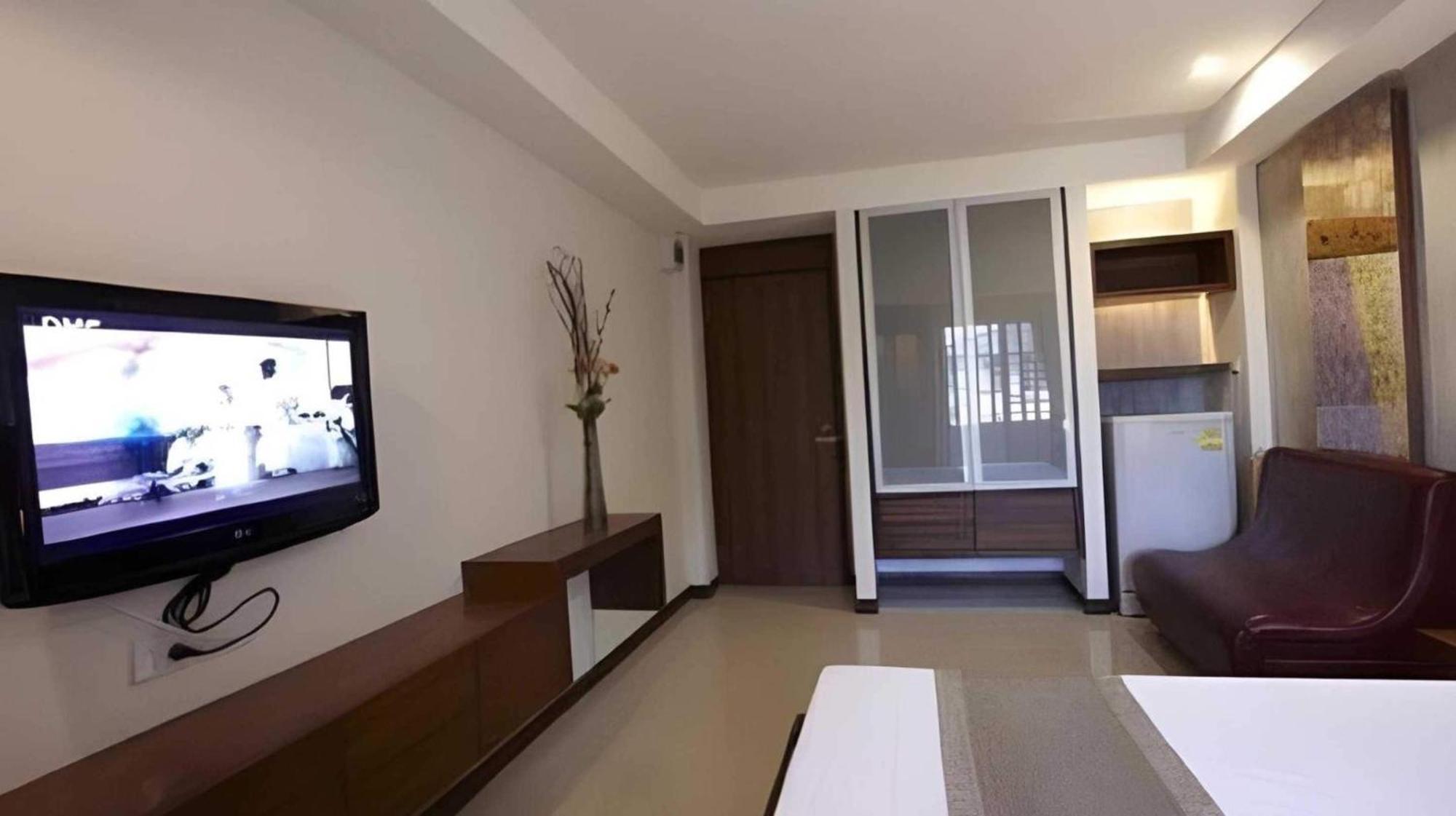 Collection O The Cha Cha Hotel 3*