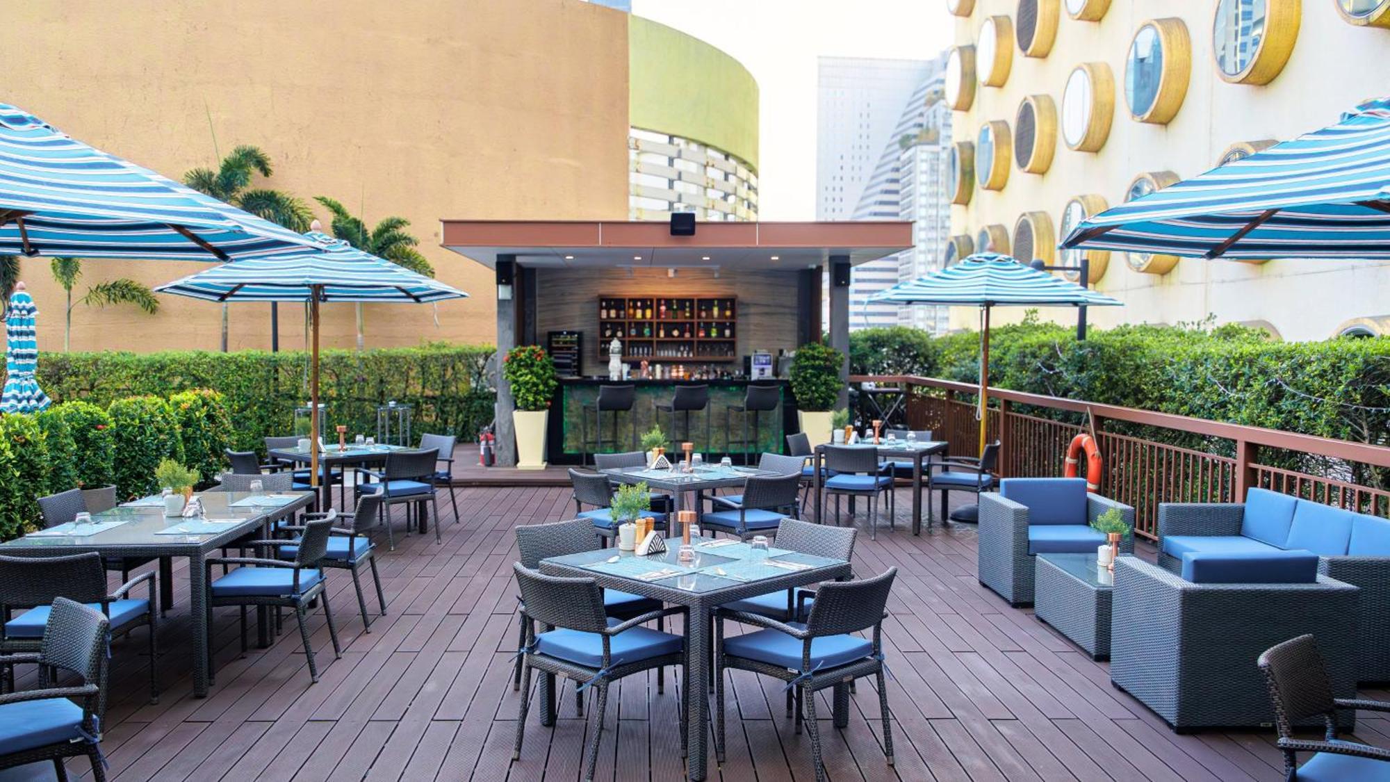 Holiday Silom By Ihg Hotel Bangkok