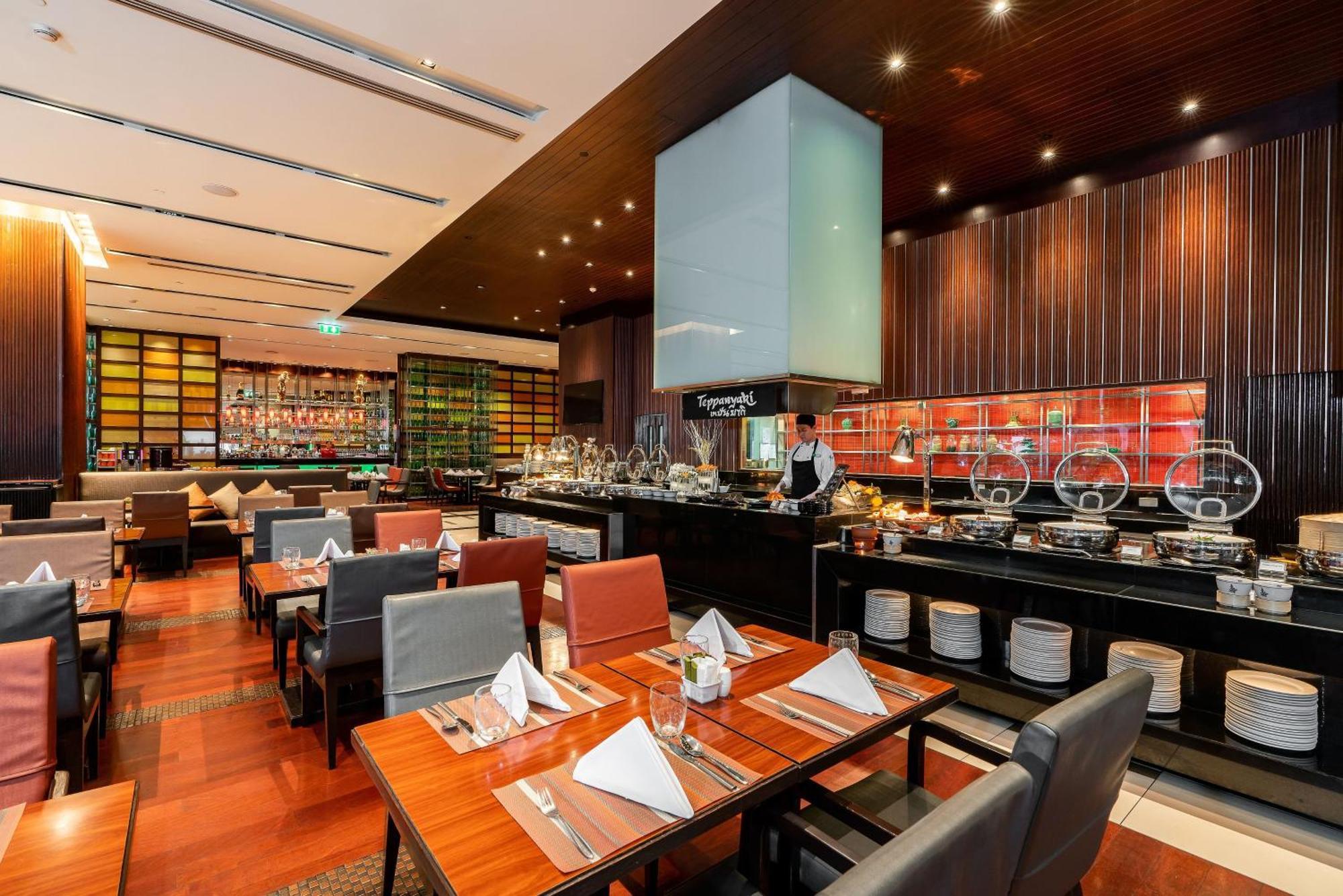 Hotel Holiday Silom By Ihg