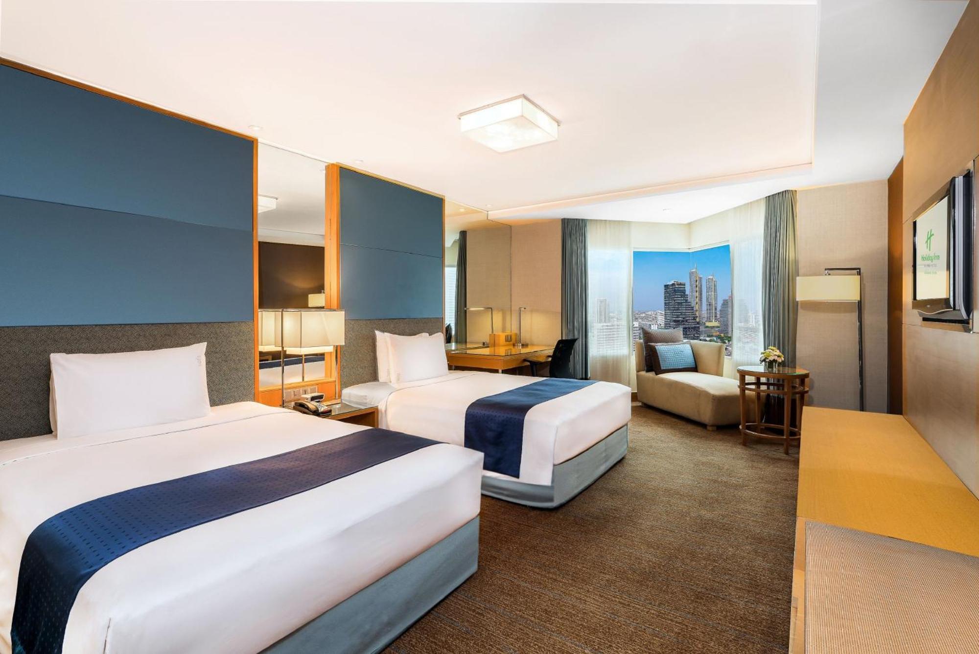 Holiday Silom By Ihg Hotel