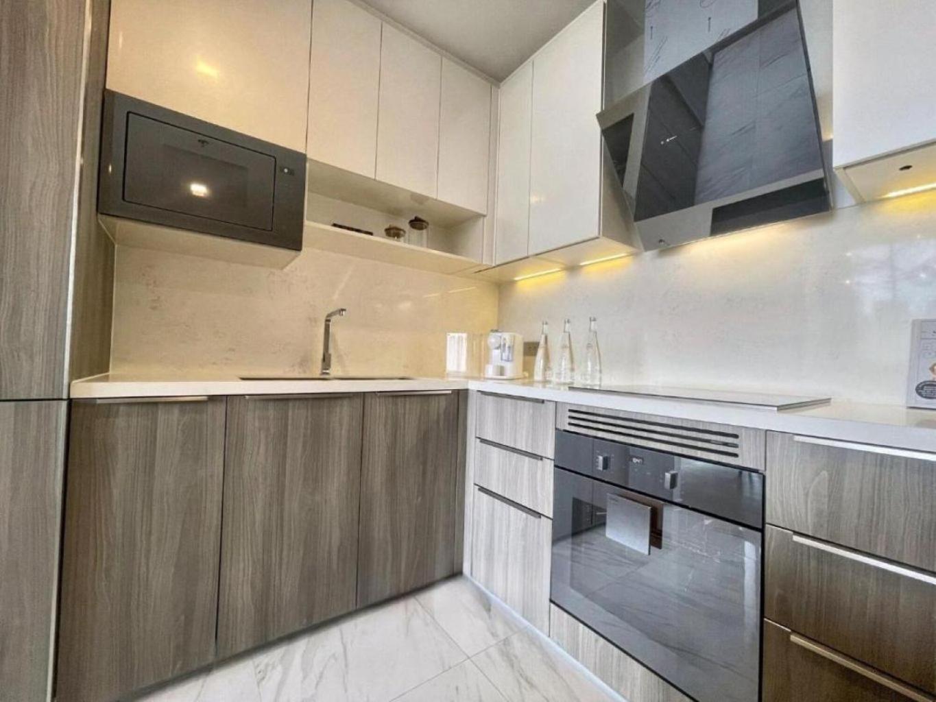 Sukhumvit Terminal 21 Asoke Super Luxury Designer 65 Sqm Pangsapuri