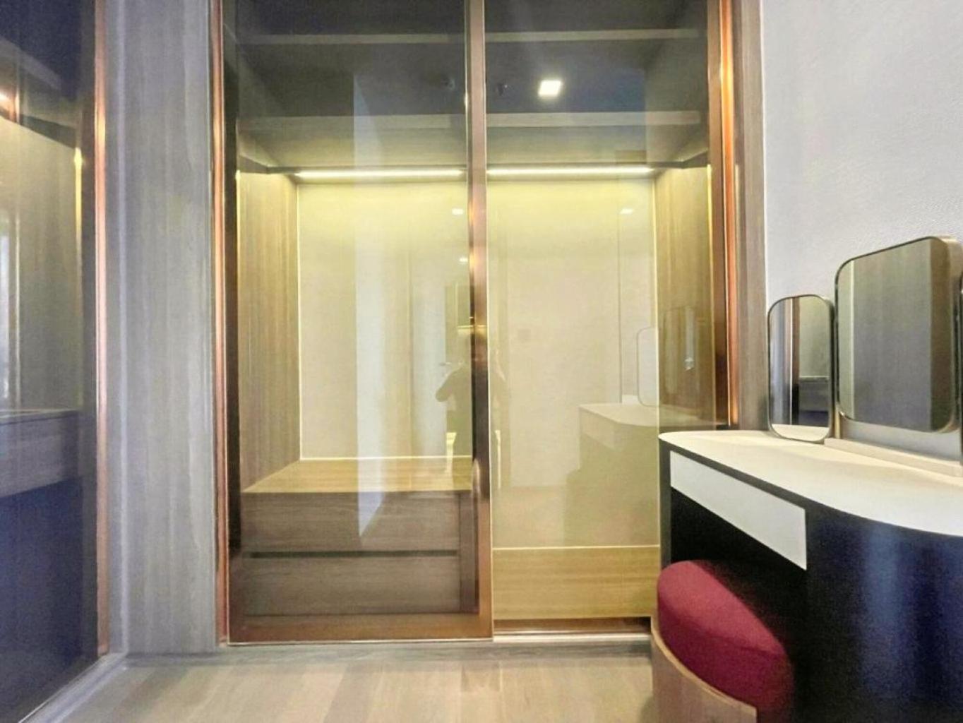 Sukhumvit Terminal 21 Asoke Super Luxury Designer 65 Sqm * Bangkok