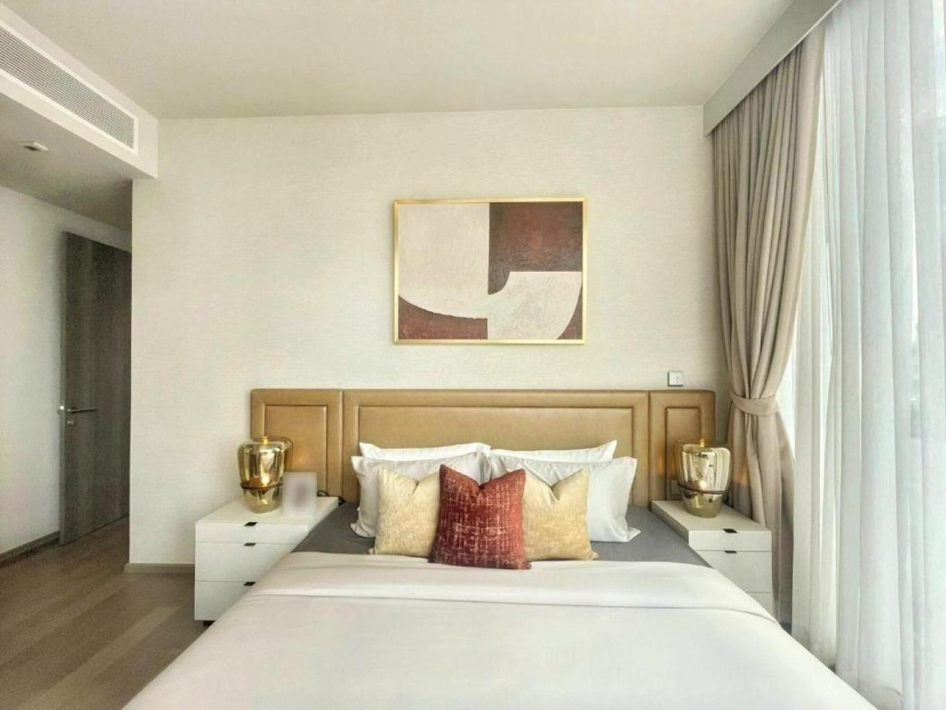 Sukhumvit Terminal 21 Asoke Super Luxury Designer 65 Sqm *