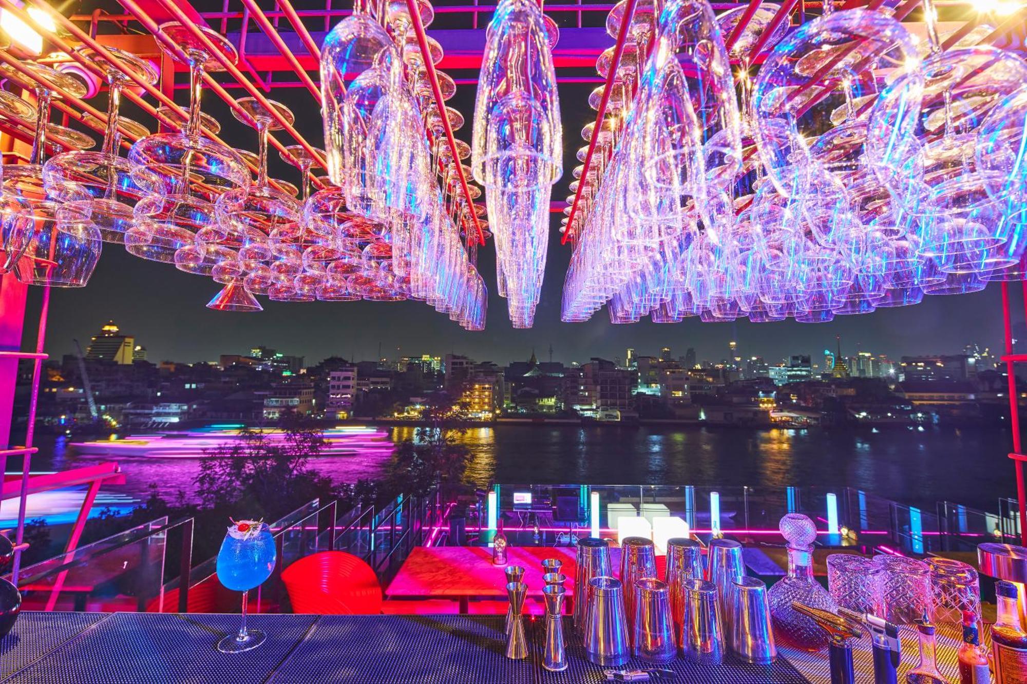 Amdaeng Riverside Hotel Bangkok