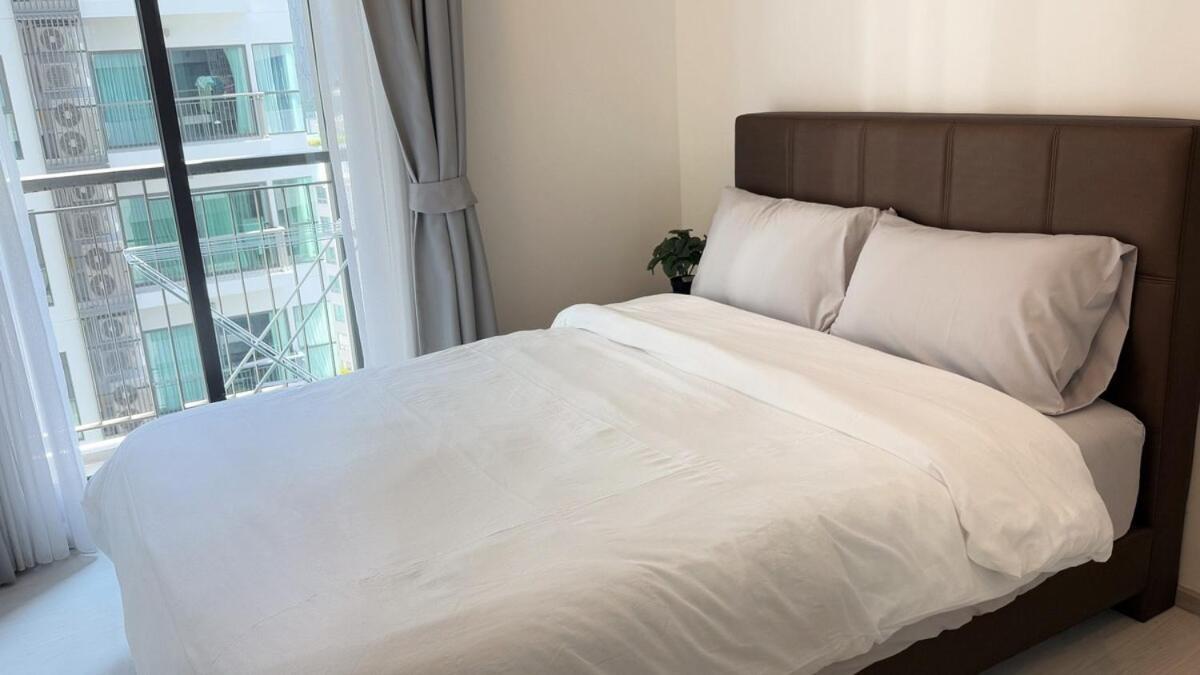 Luxury With Train Access Pangsapuri Bangkok