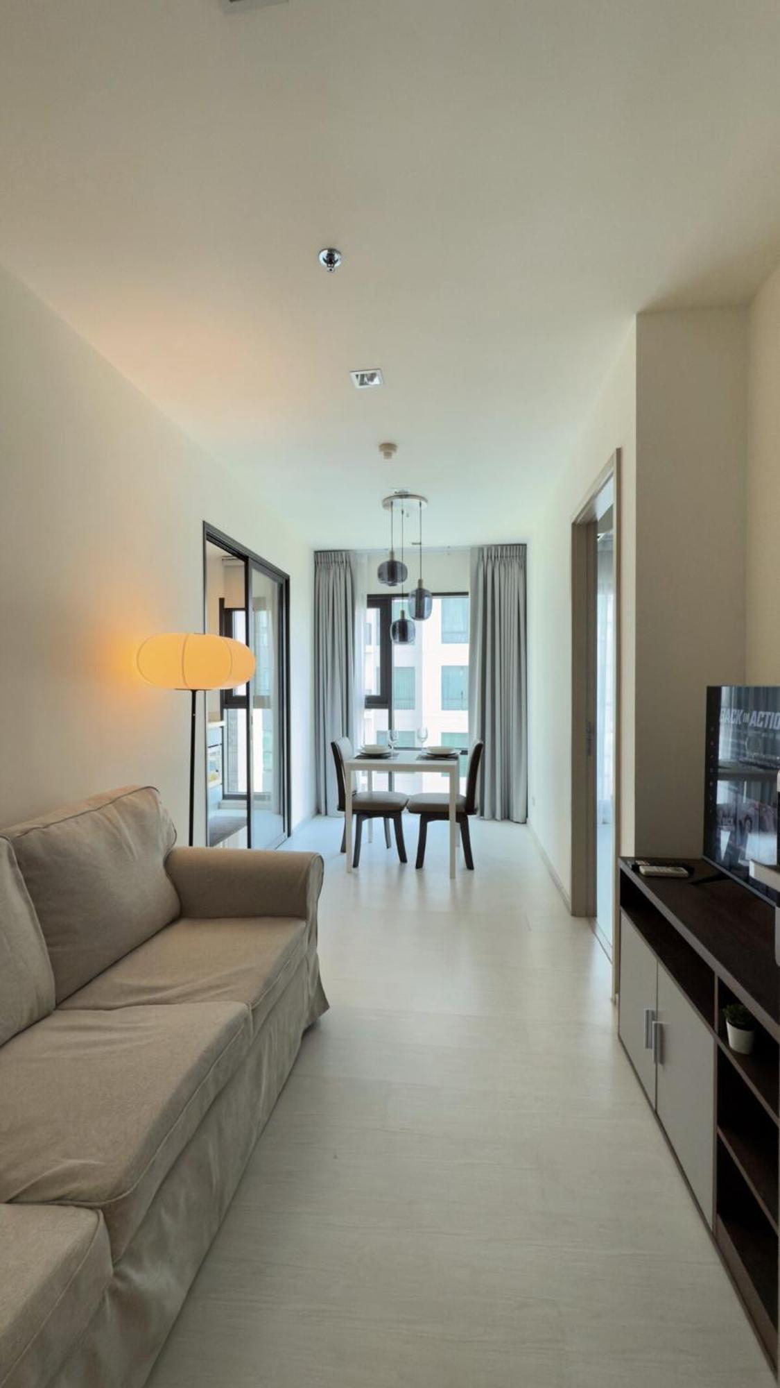 Luxury With Train Access Pangsapuri