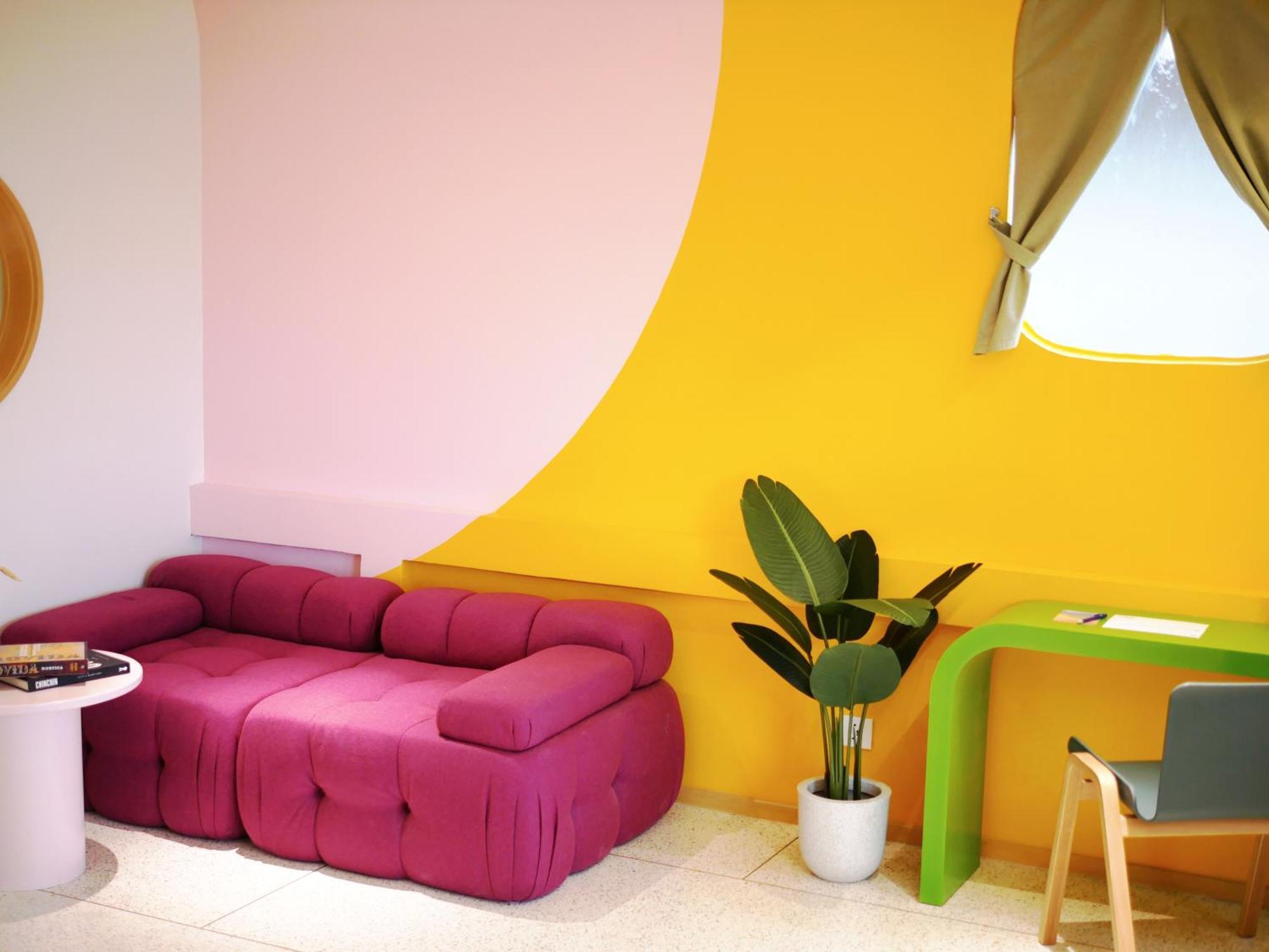 The Fig Lobby Hotel