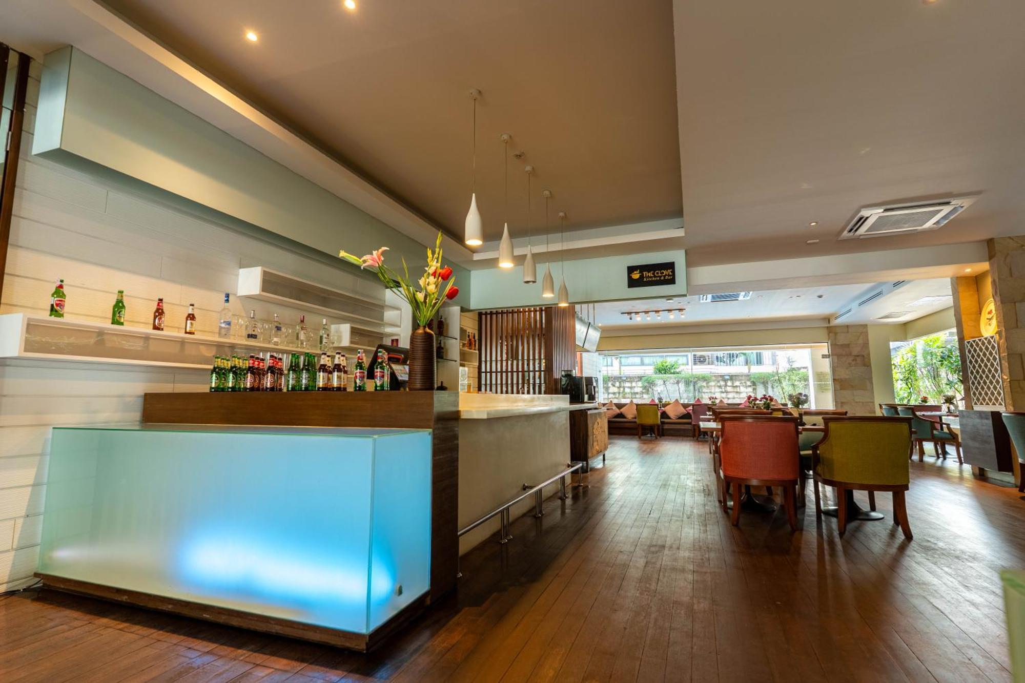 Journeyhub Sukhumvit 26, - Formerly St Bangkok